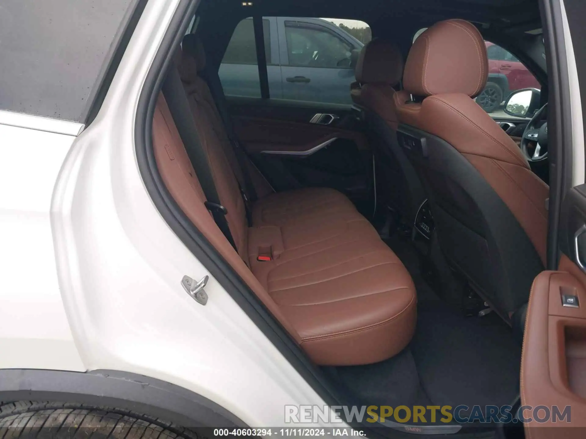8 fotografías del automóvil dañado 5UXCR4C08L9B00807 BMW X5 2020