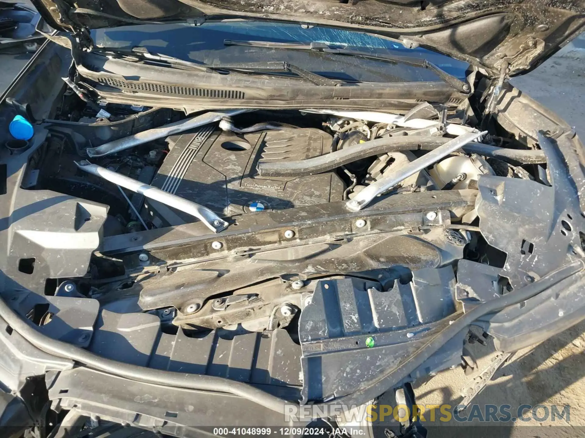 10 fotografías del automóvil dañado 5UXCR4C0XLLW65026 BMW X5 2020