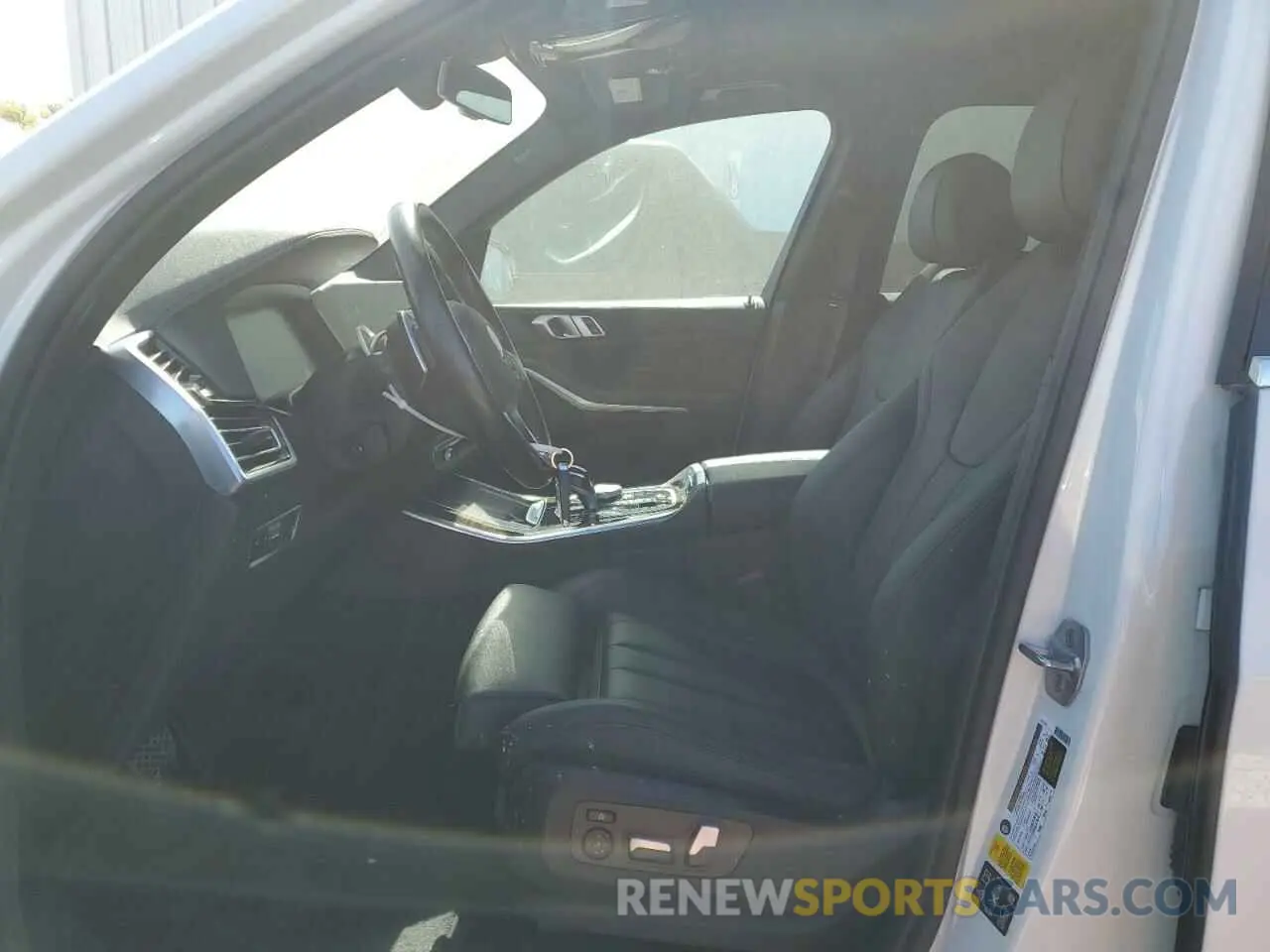 7 fotografías del automóvil dañado 5UXCR6C00L9B92720 BMW X5 2020