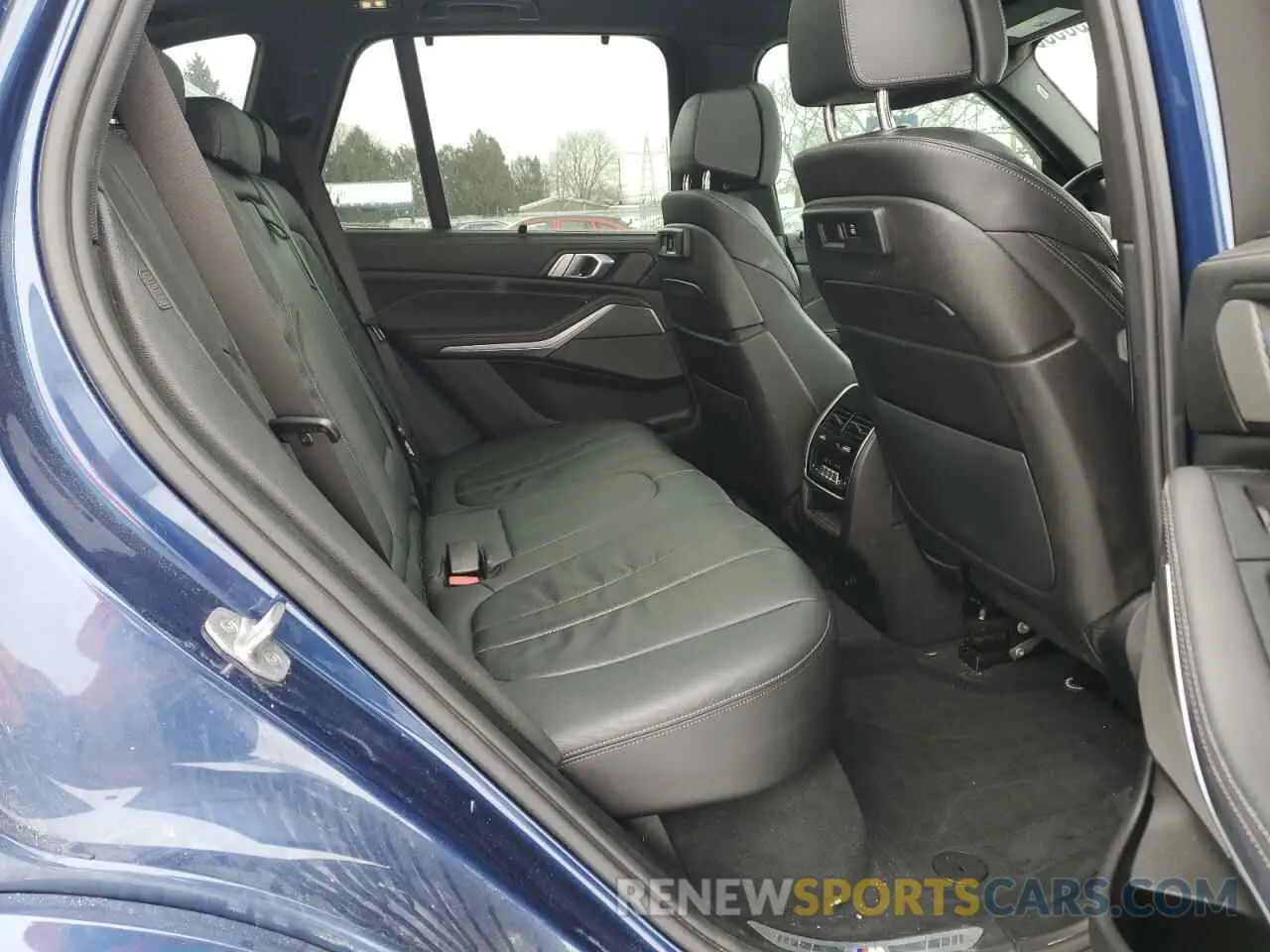 11 fotografías del automóvil dañado 5UXCR6C02L9B33121 BMW X5 2020