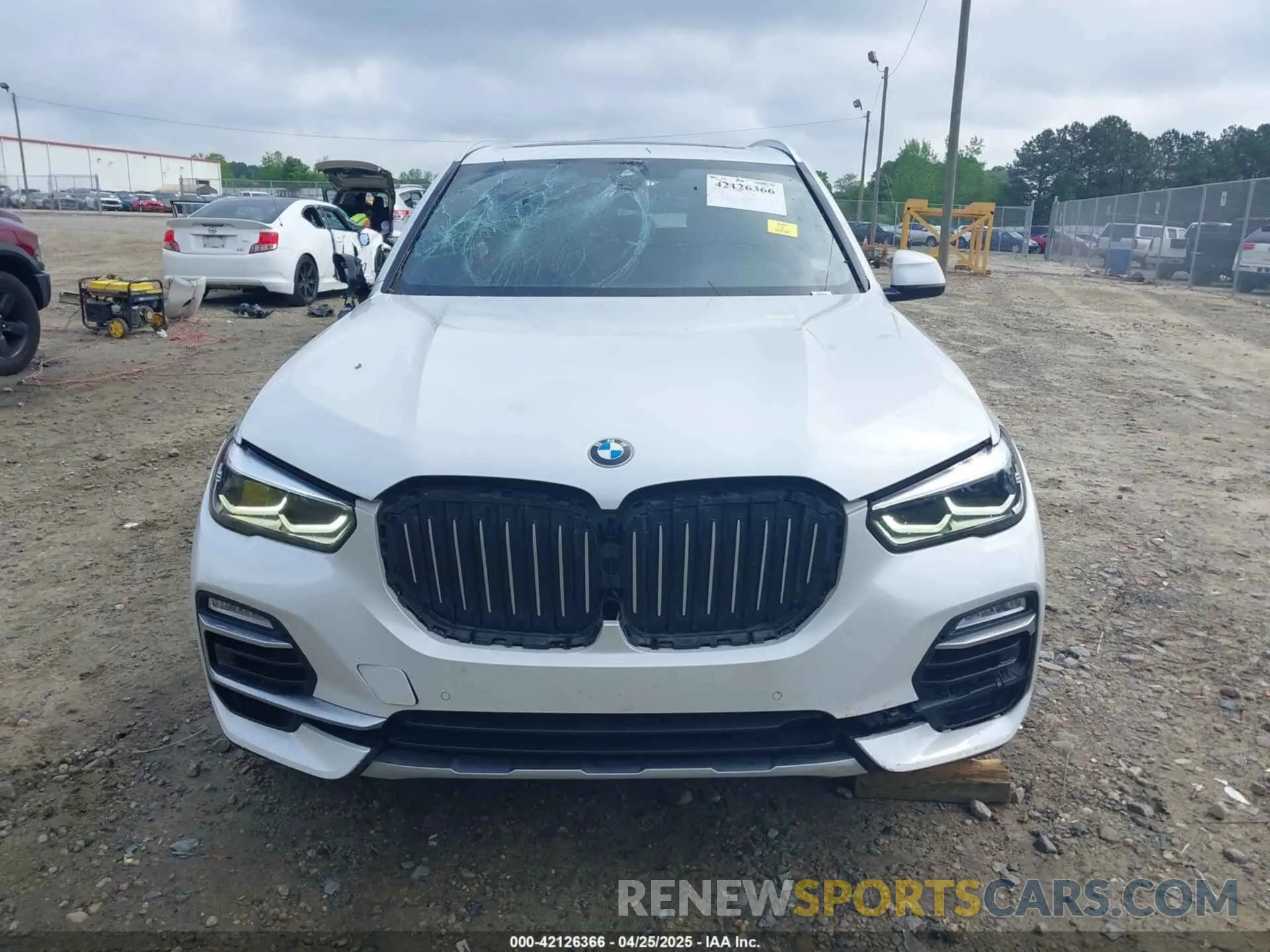 12 fotografías del automóvil dañado 5UXCR6C03L9B18871 BMW X5 2020