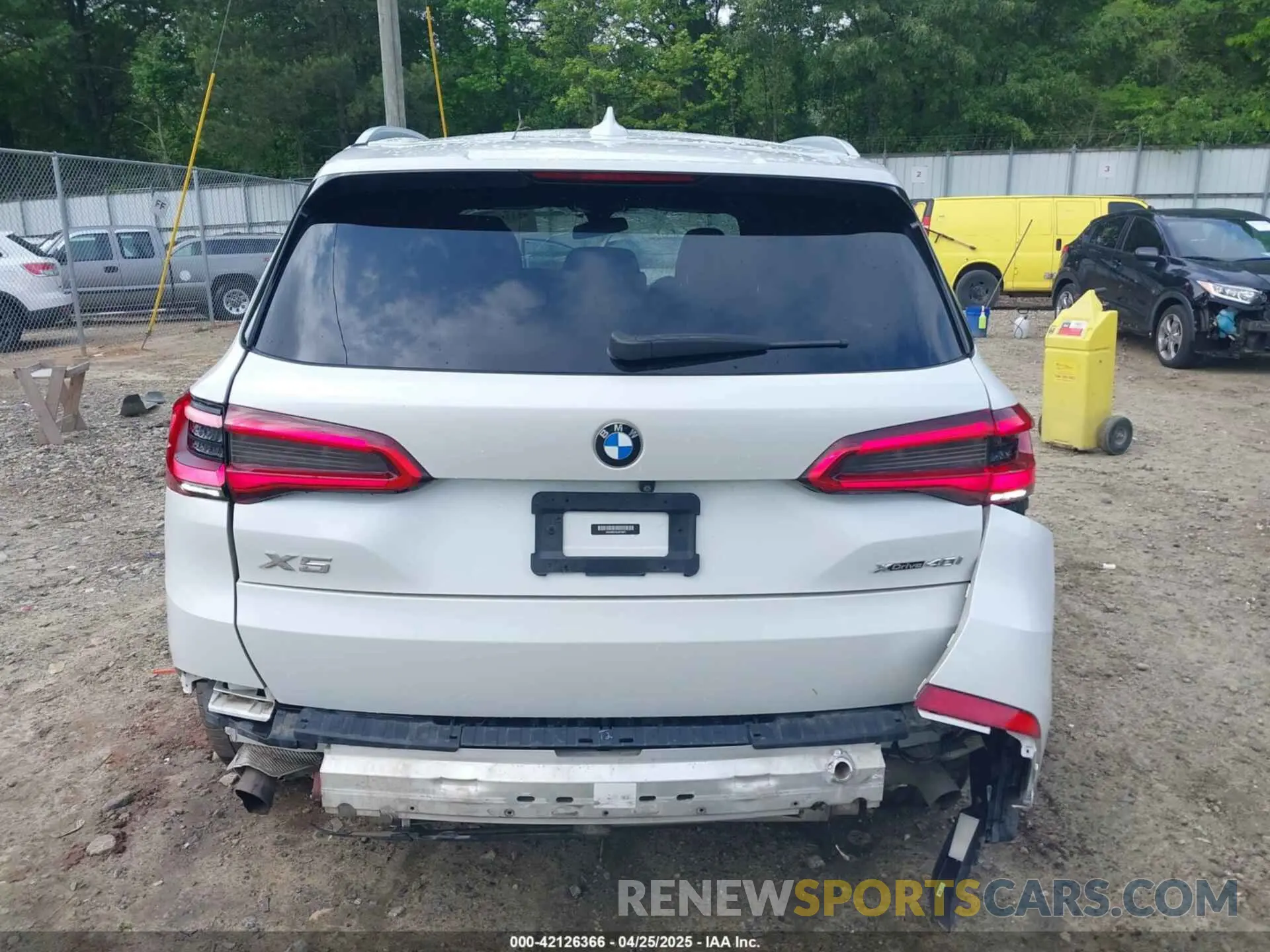 16 fotografías del automóvil dañado 5UXCR6C03L9B18871 BMW X5 2020