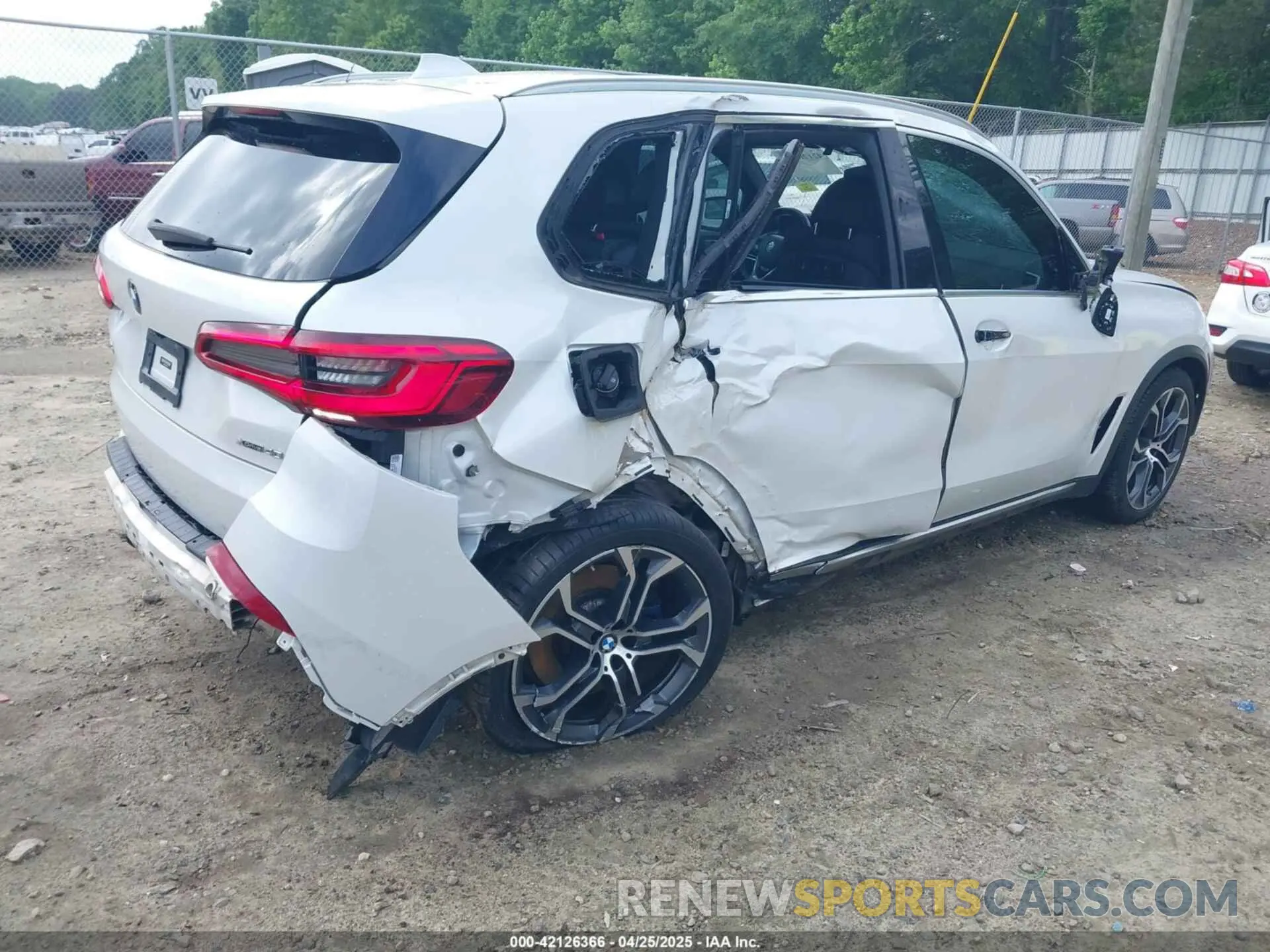 4 fotografías del automóvil dañado 5UXCR6C03L9B18871 BMW X5 2020