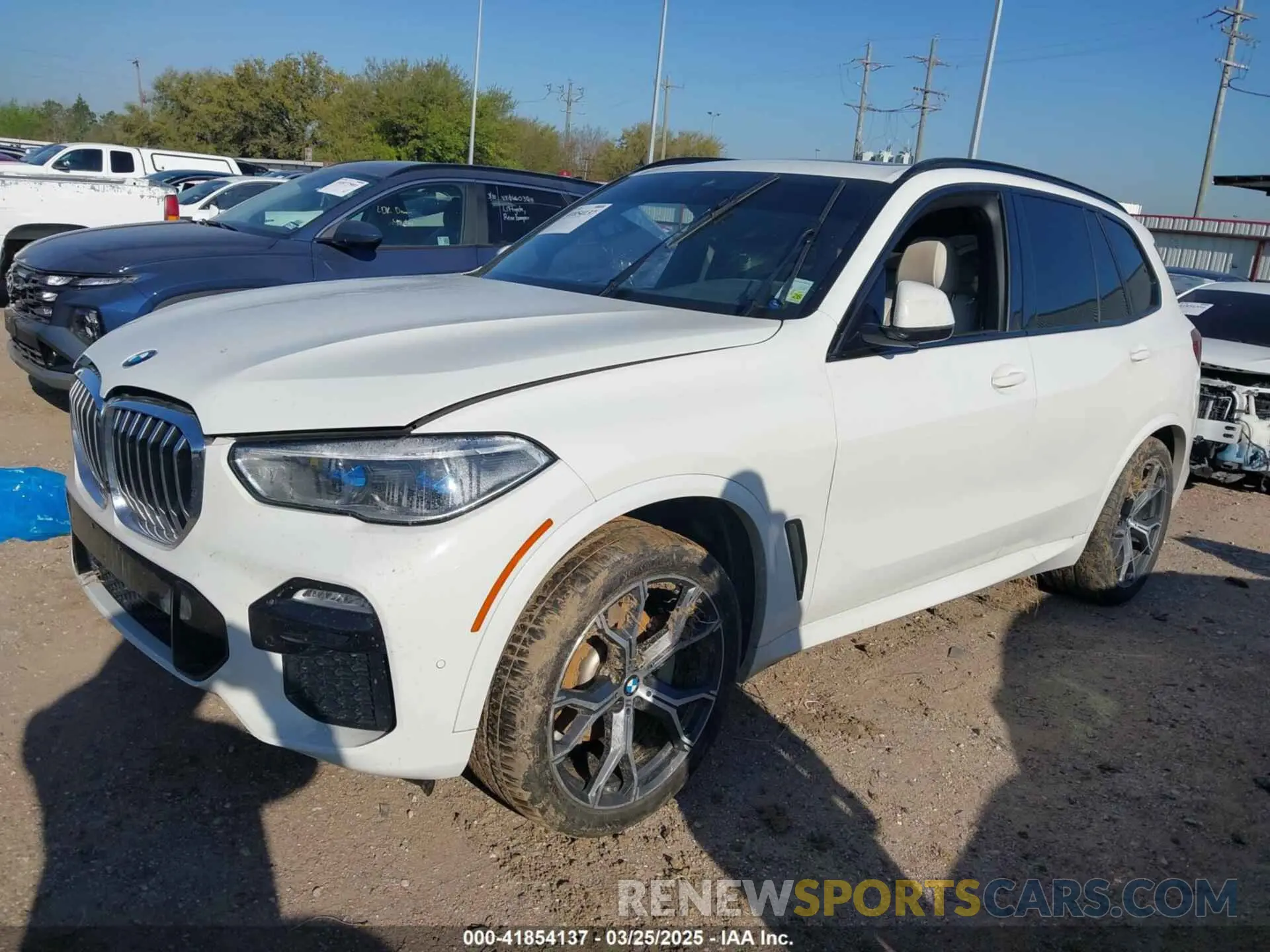 2 fotografías del automóvil dañado 5UXCR6C04L9B02520 BMW X5 2020