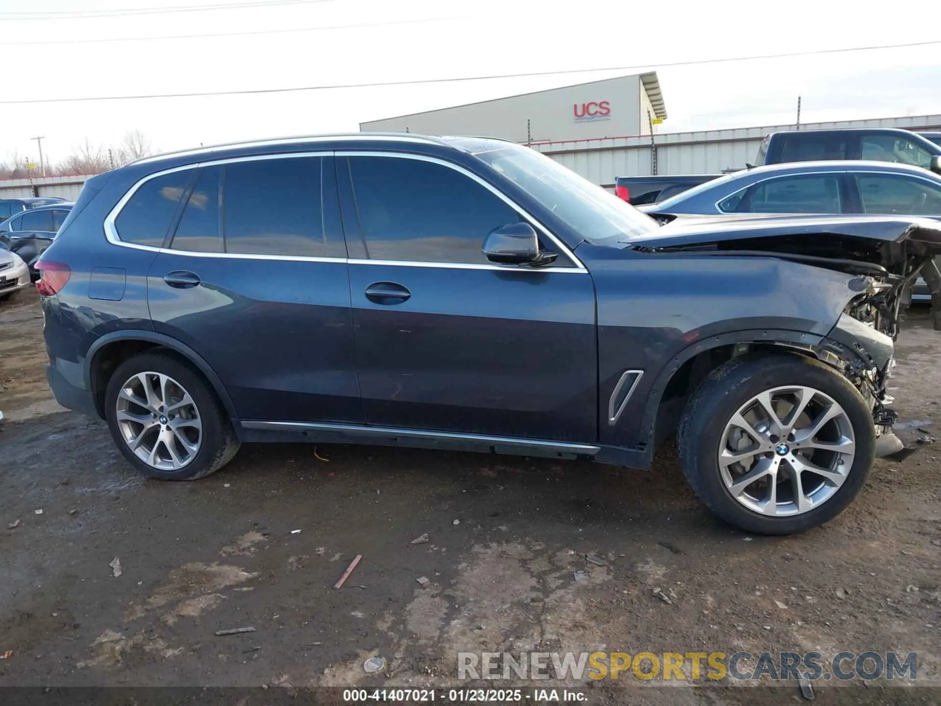 14 fotografías del automóvil dañado 5UXCR6C04L9D67261 BMW X5 2020
