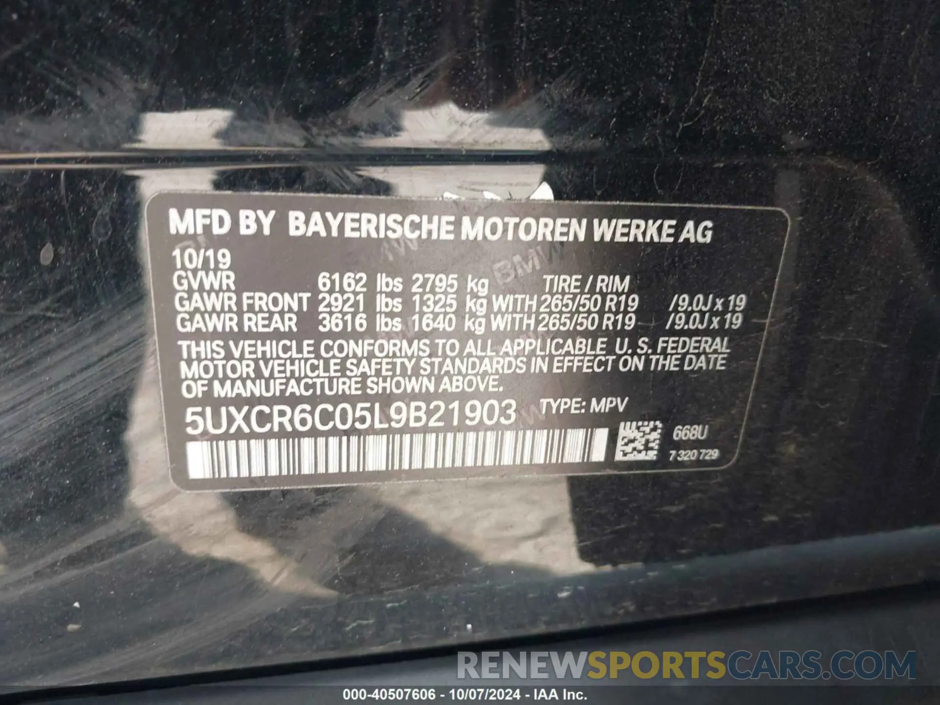 9 fotografías del automóvil dañado 5UXCR6C05L9B21903 BMW X5 2020
