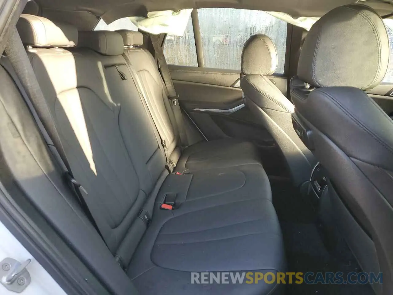 11 fotografías del automóvil dañado 5UXCR6C05L9B46803 BMW X5 2020
