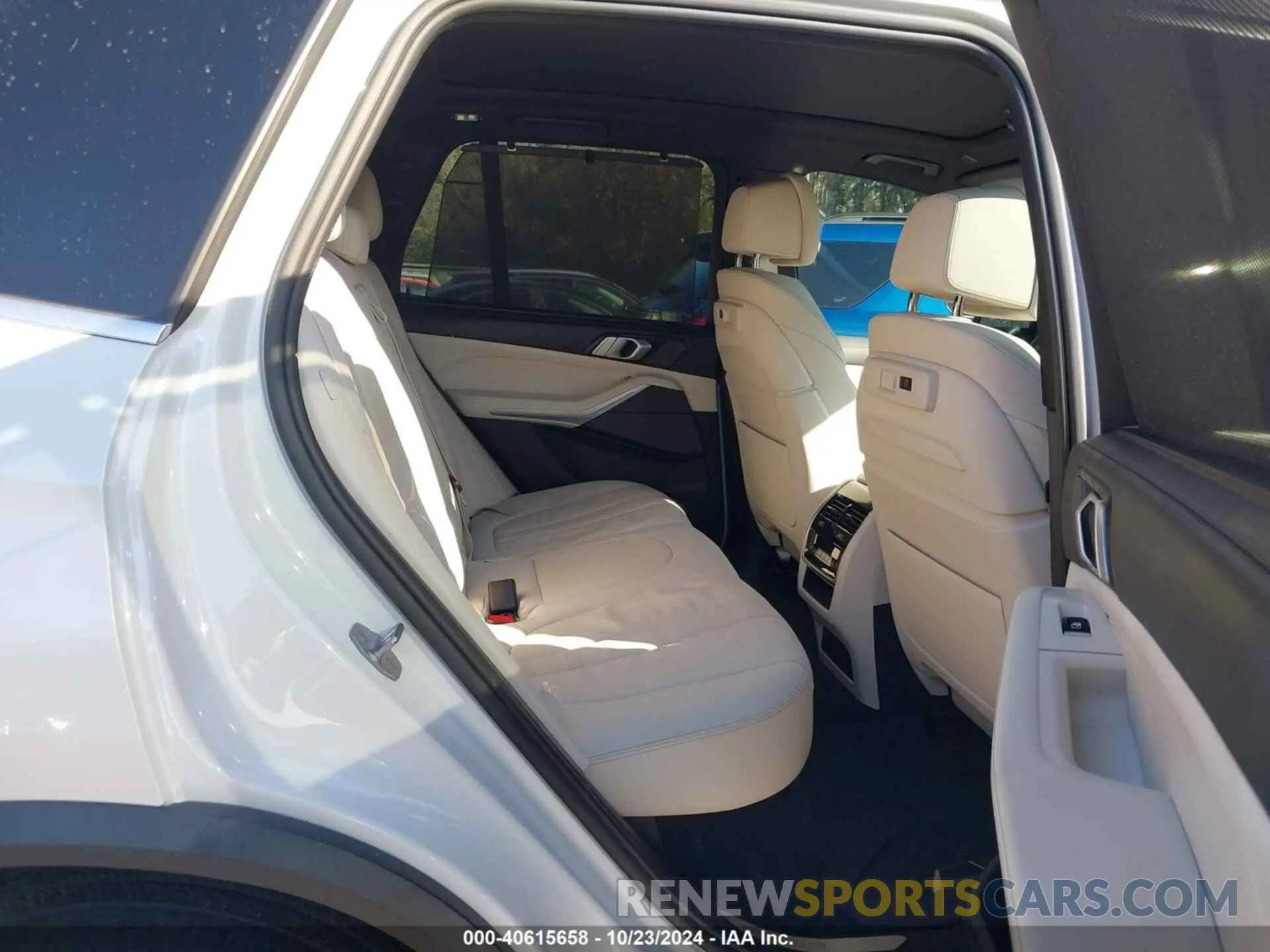 8 fotografías del automóvil dañado 5UXCR6C05L9C59697 BMW X5 2020