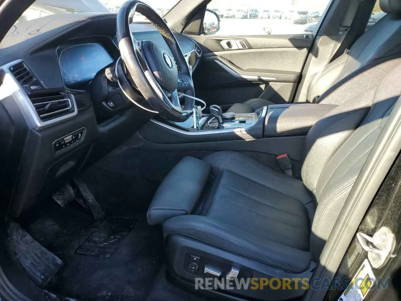7 fotografías del automóvil dañado 5UXCR6C06L9D63664 BMW X5 2020