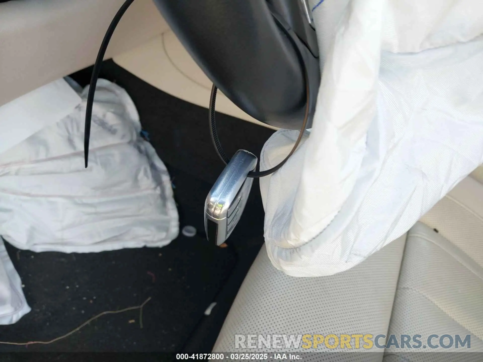 11 fotografías del automóvil dañado 5UXCR6C06LLL76494 BMW X5 2020