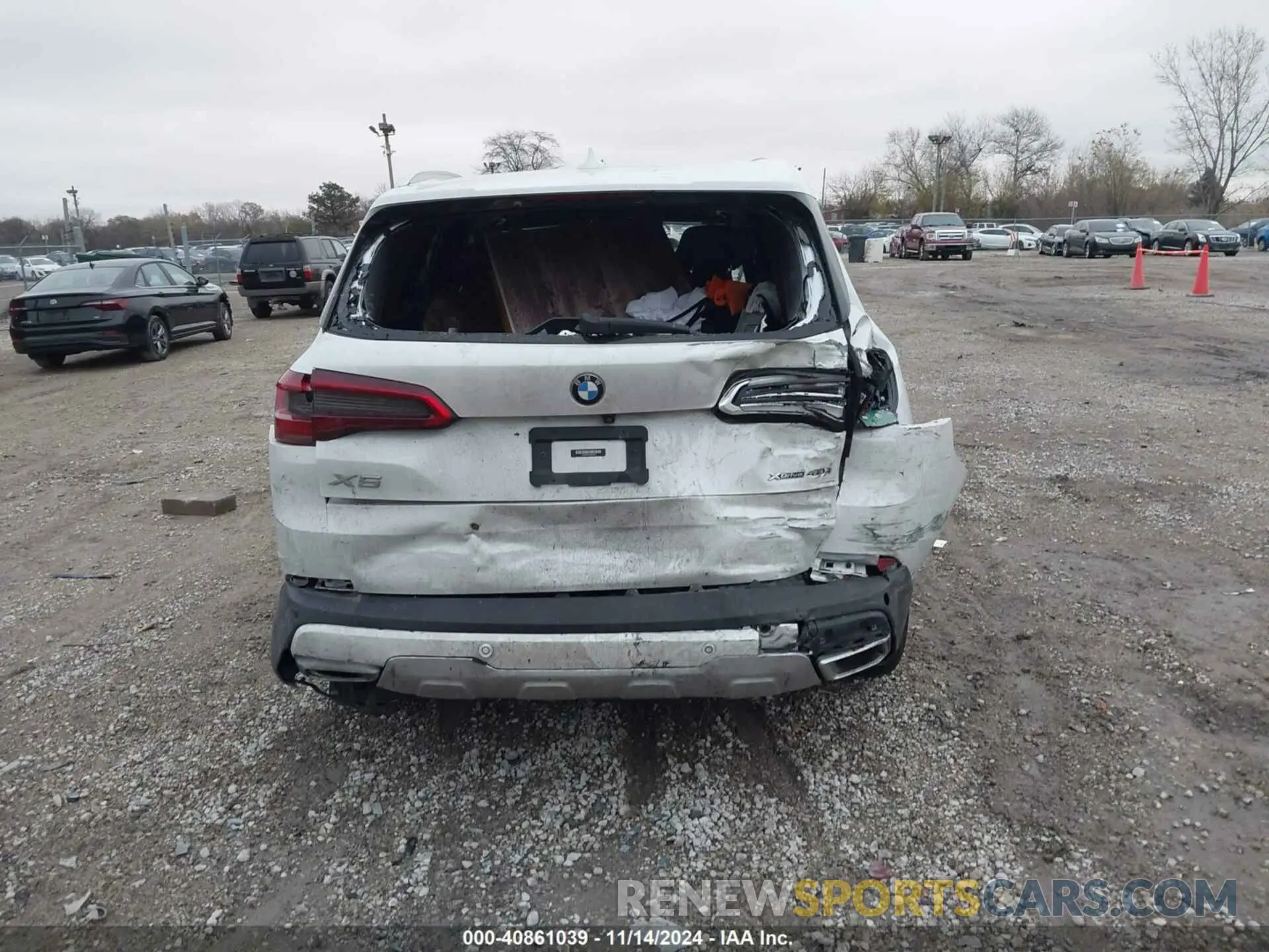 16 fotografías del automóvil dañado 5UXCR6C07L9B02379 BMW X5 2020
