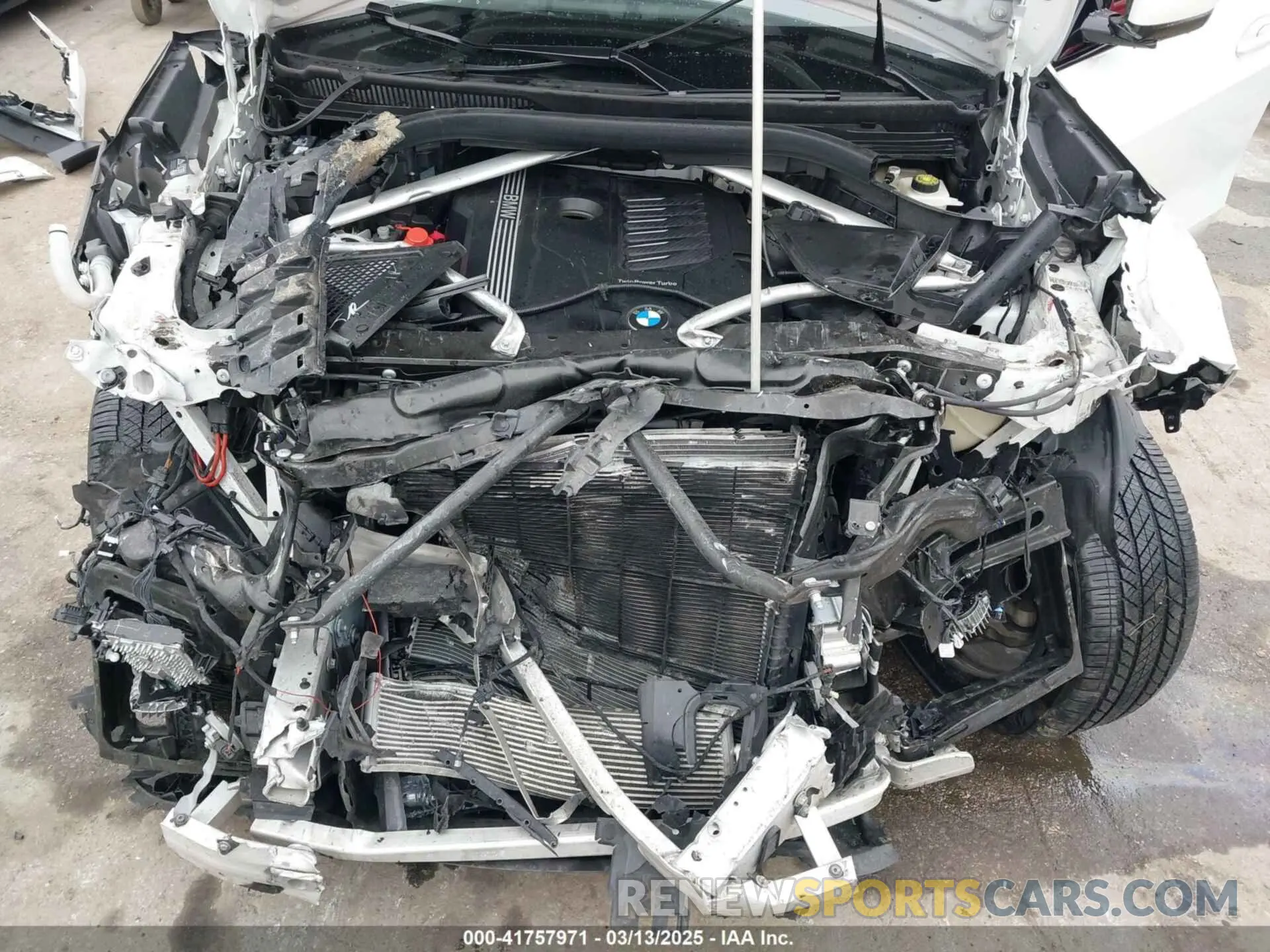 10 fotografías del automóvil dañado 5UXCR6C08L9D07645 BMW X5 2020