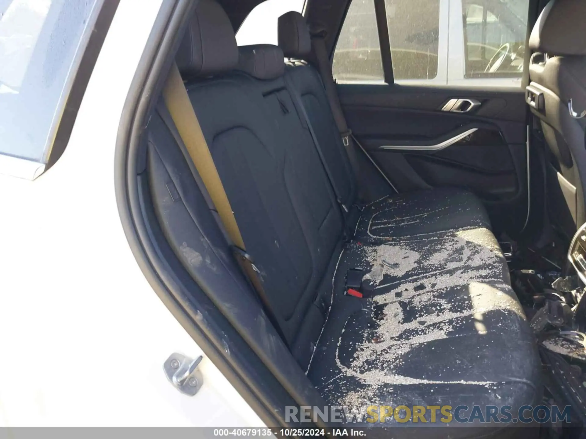 8 fotografías del automóvil dañado 5UXCR6C09L9C63803 BMW X5 2020