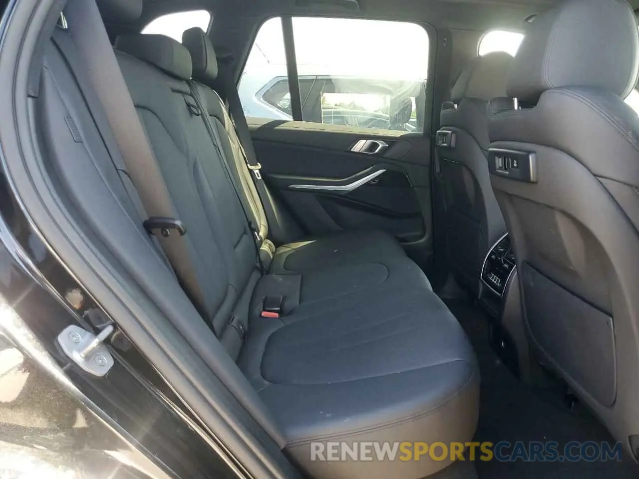 11 fotografías del automóvil dañado 5UXCR6C09L9C81993 BMW X5 2020