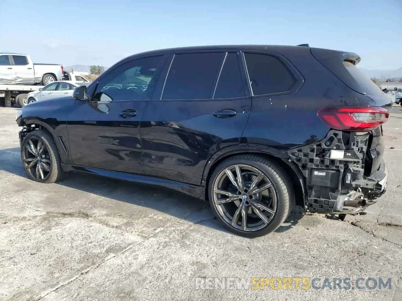 2 fotografías del automóvil dañado 5UXJU4C07LLE45691 BMW X5 2020
