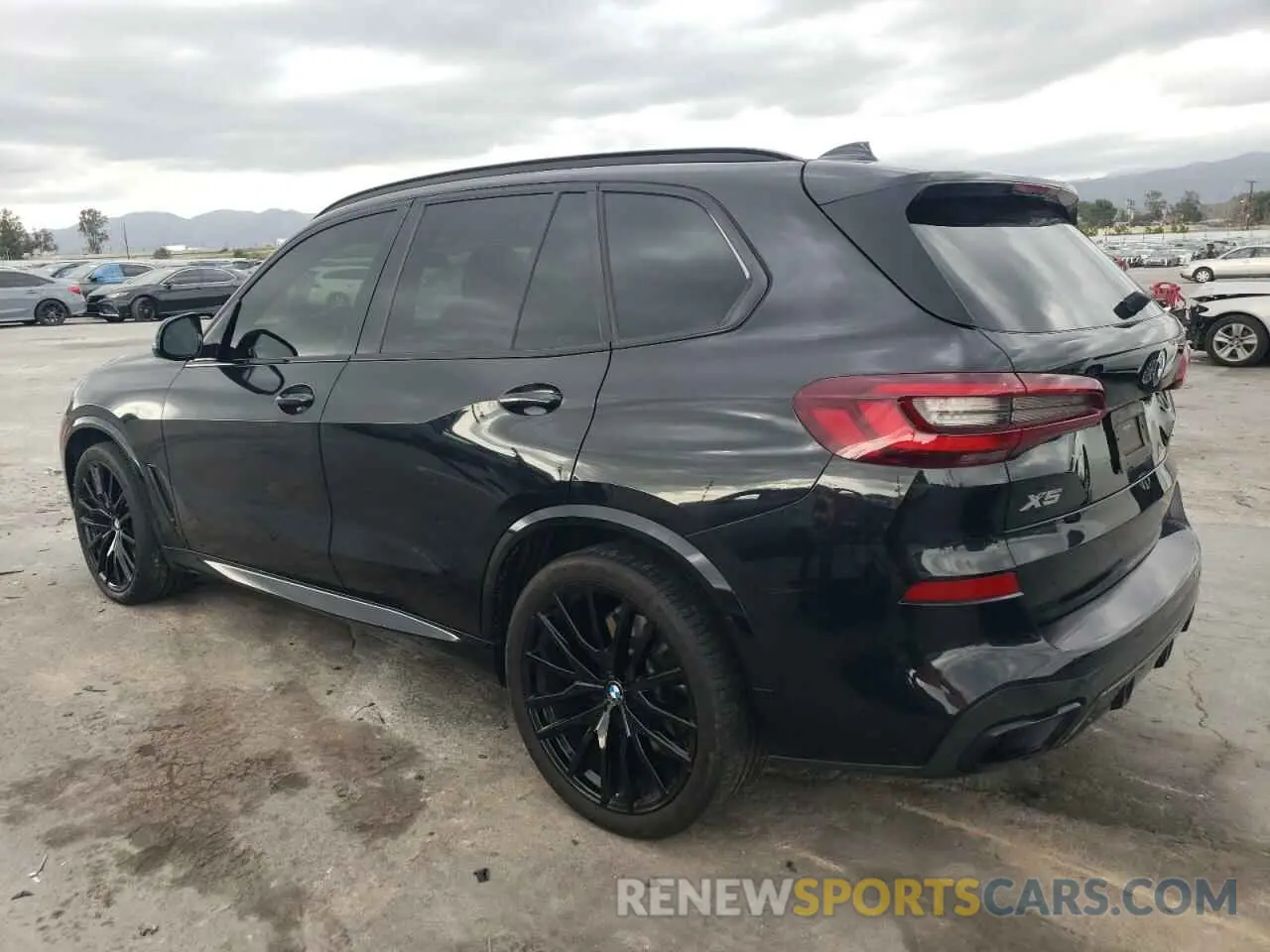 2 fotografías del automóvil dañado 5UXCR4C00M9H16681 BMW X5 2021