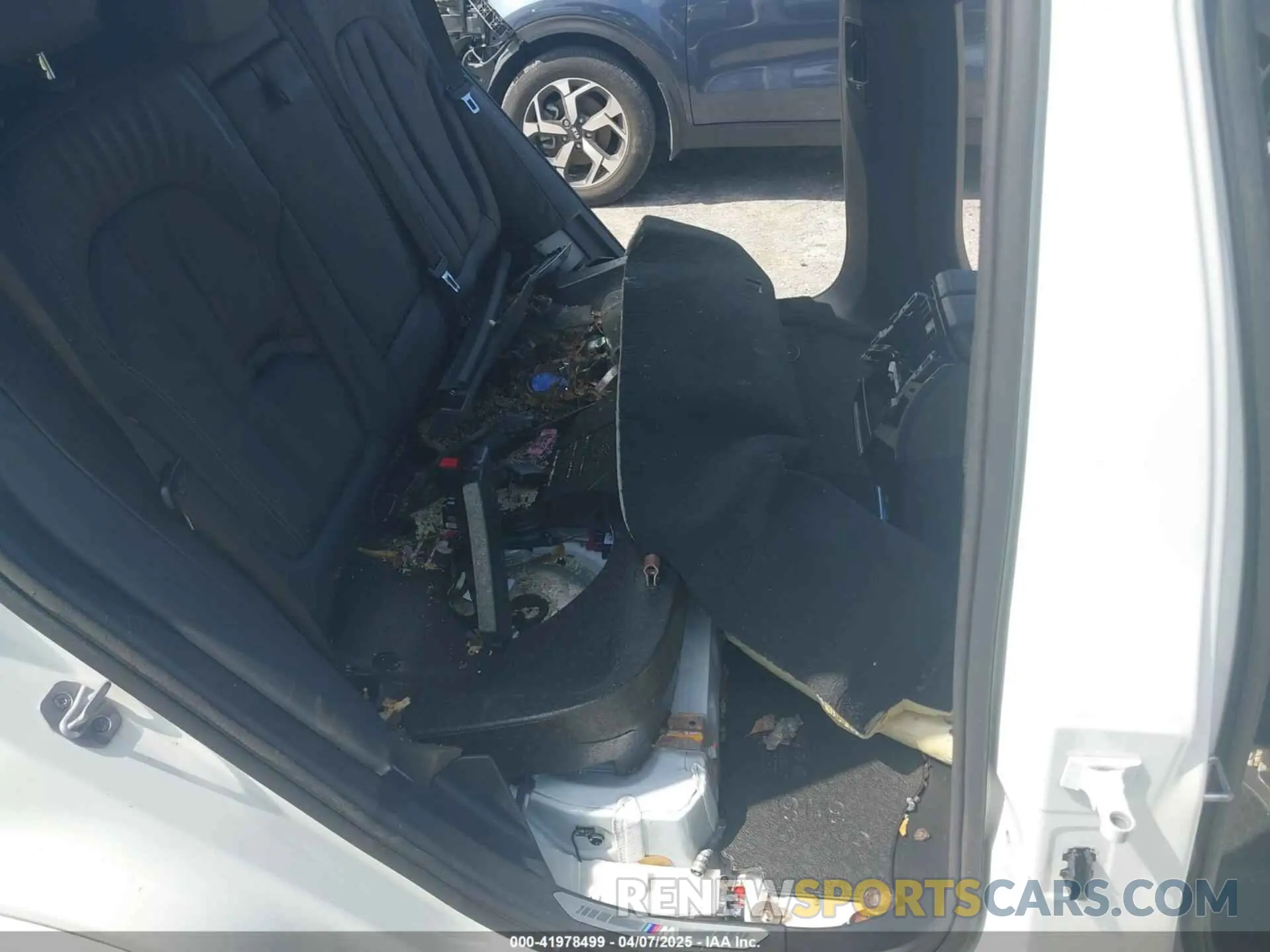 8 fotografías del automóvil dañado 5UXCR4C01M9D77686 BMW X5 2021
