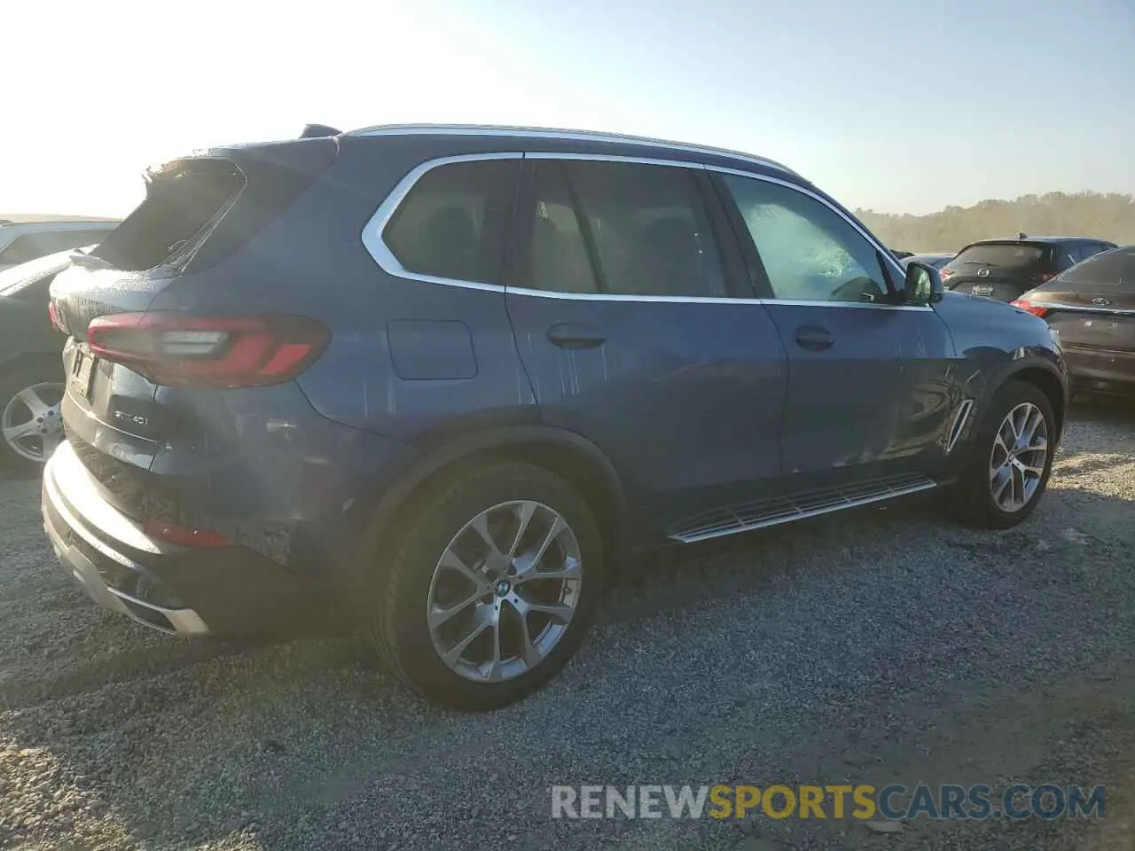 3 fotografías del automóvil dañado 5UXCR4C01M9H39094 BMW X5 2021