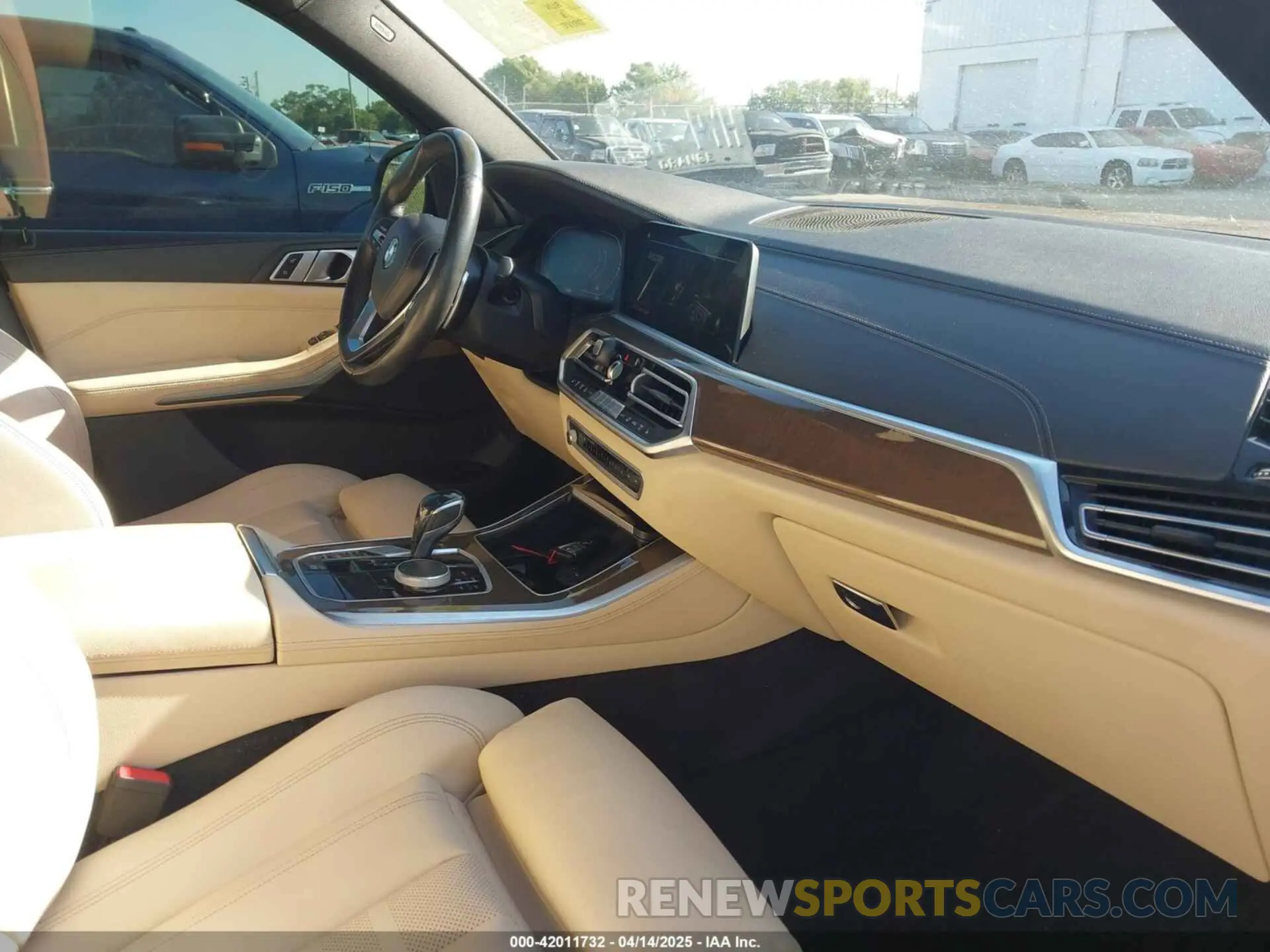 5 fotografías del automóvil dañado 5UXCR4C02M9E44294 BMW X5 2021
