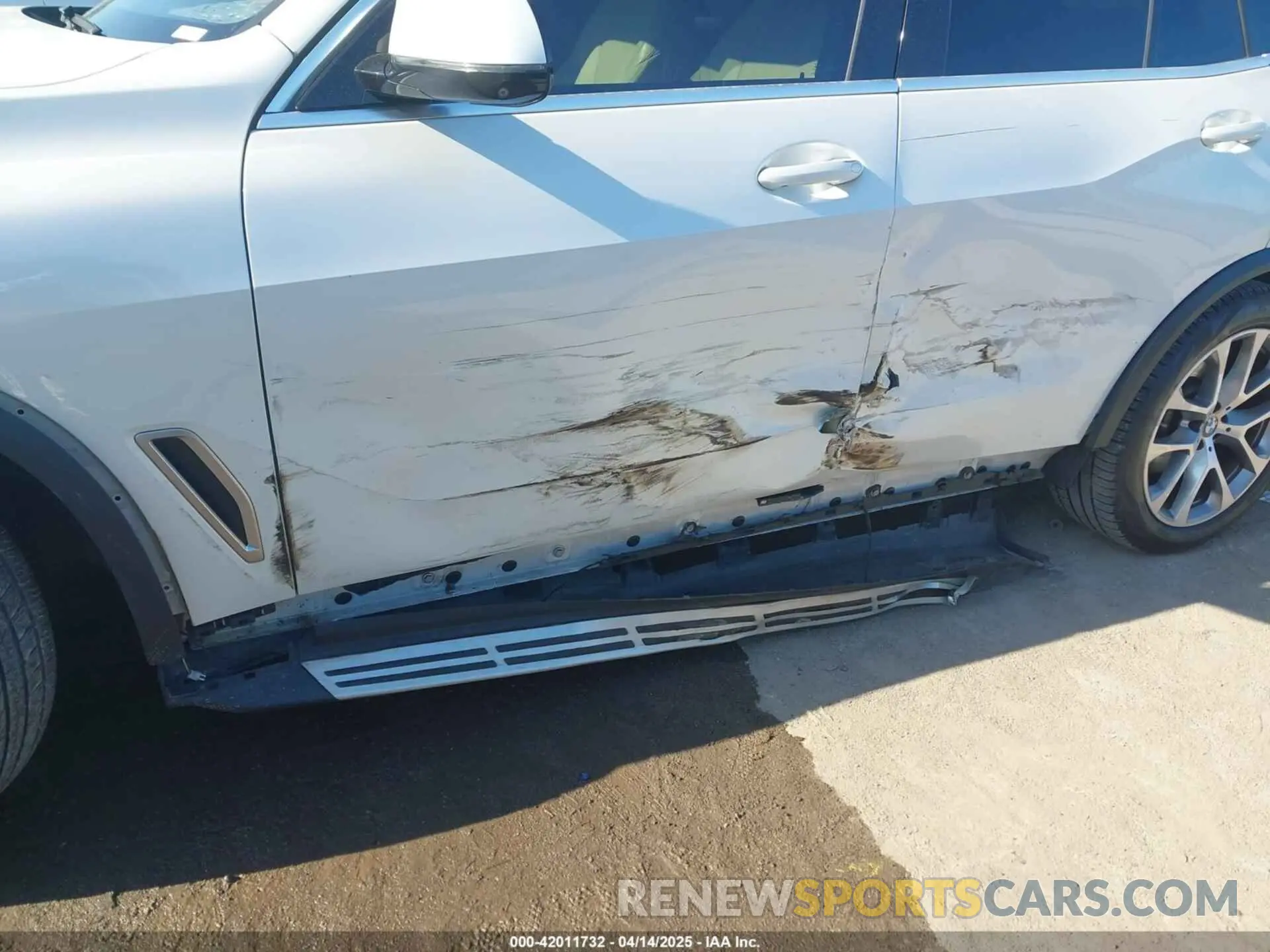 6 fotografías del automóvil dañado 5UXCR4C02M9E44294 BMW X5 2021
