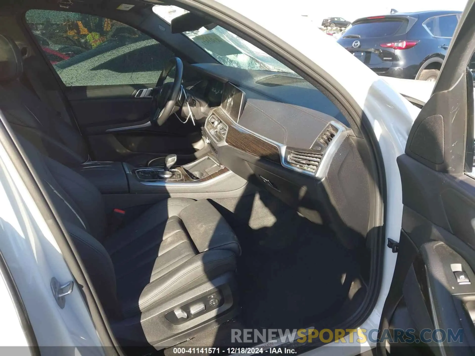 5 fotografías del automóvil dañado 5UXCR4C03M9G14081 BMW X5 2021