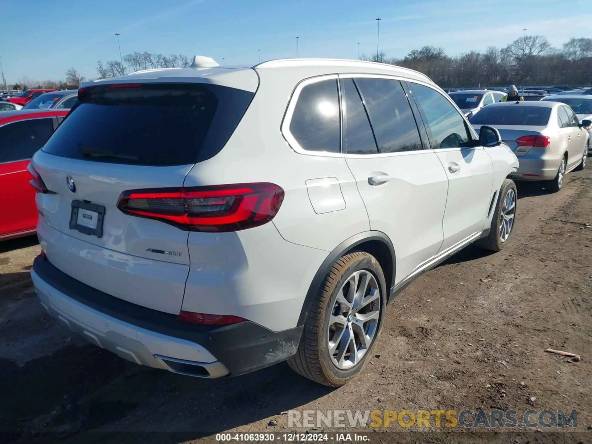 4 fotografías del automóvil dañado 5UXCR4C03M9H03567 BMW X5 2021