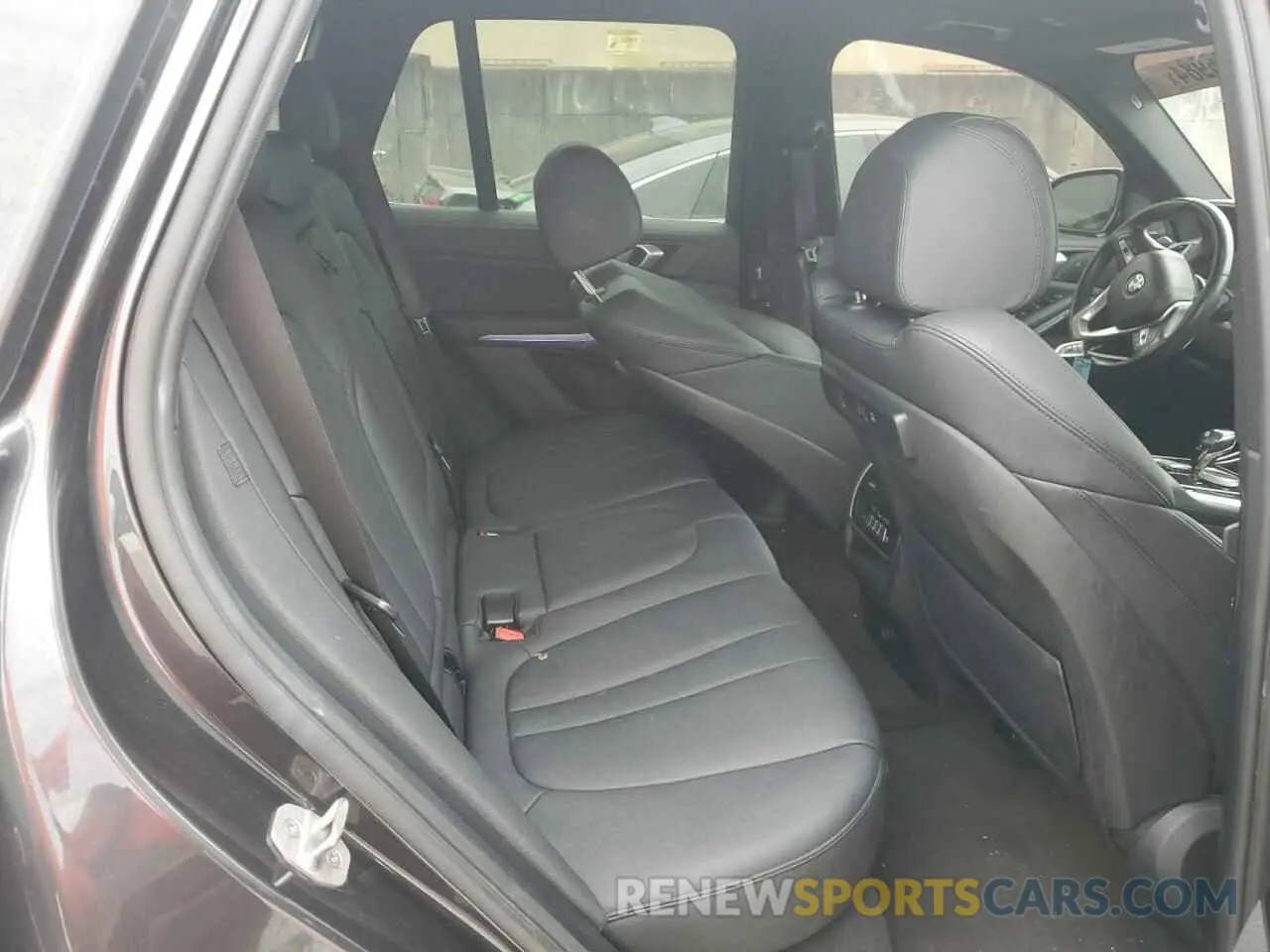 11 fotografías del automóvil dañado 5UXCR4C03M9H08459 BMW X5 2021