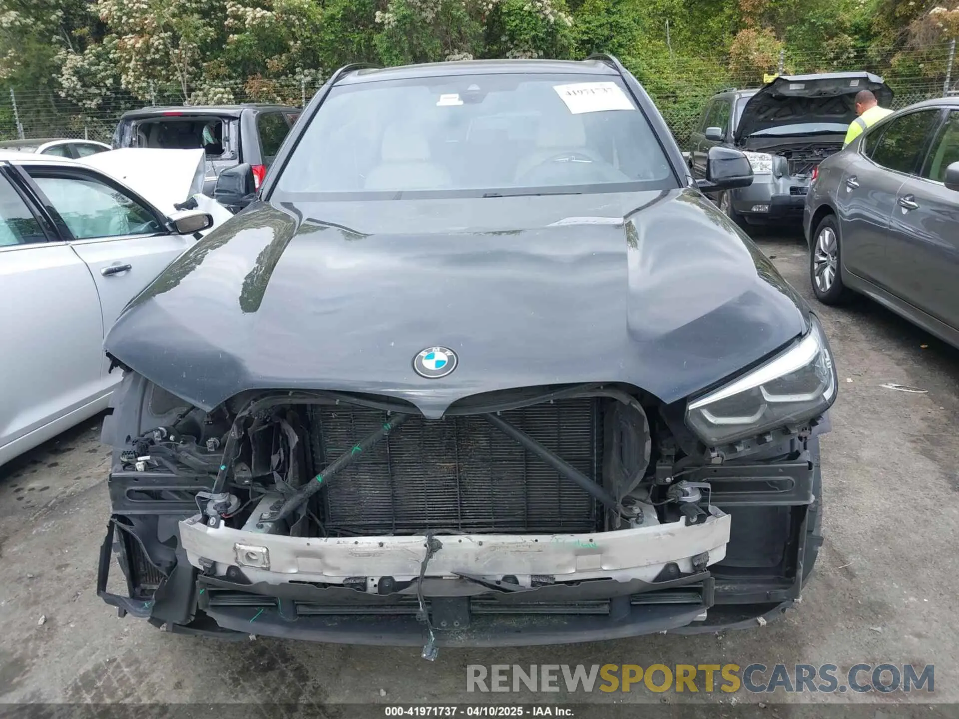 13 fotografías del automóvil dañado 5UXCR4C05M9E09393 BMW X5 2021