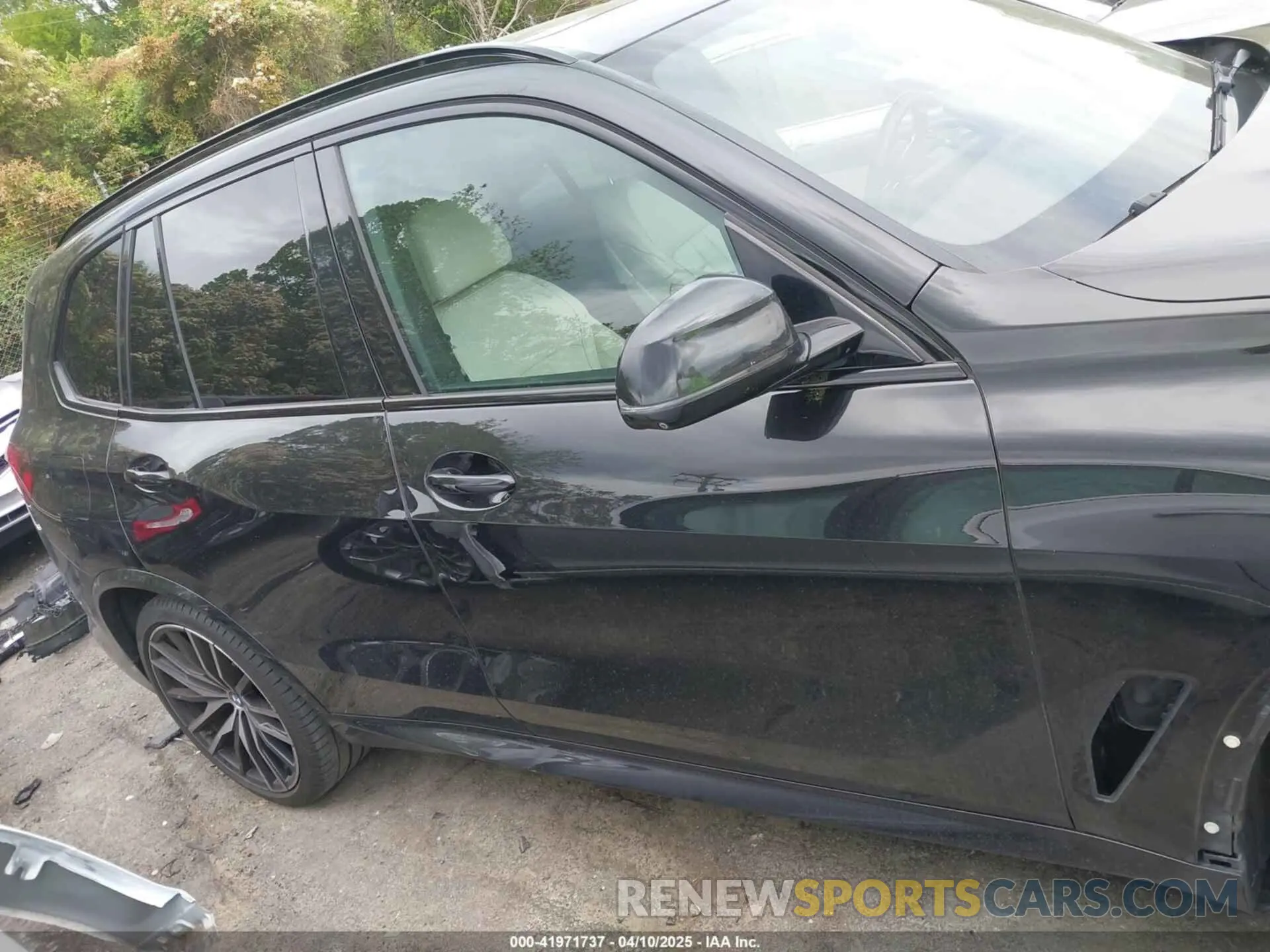 14 fotografías del automóvil dañado 5UXCR4C05M9E09393 BMW X5 2021
