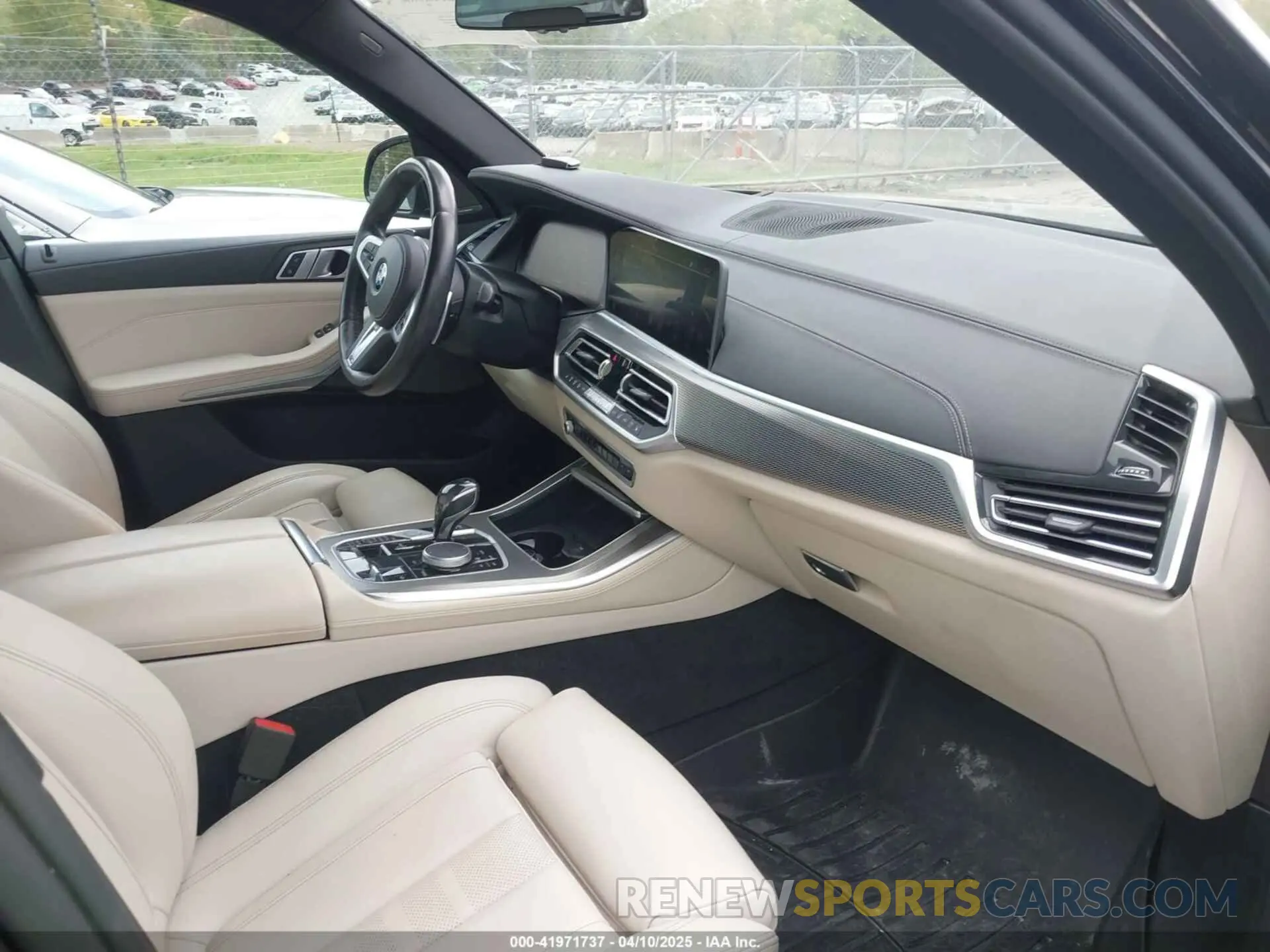 5 fotografías del automóvil dañado 5UXCR4C05M9E09393 BMW X5 2021