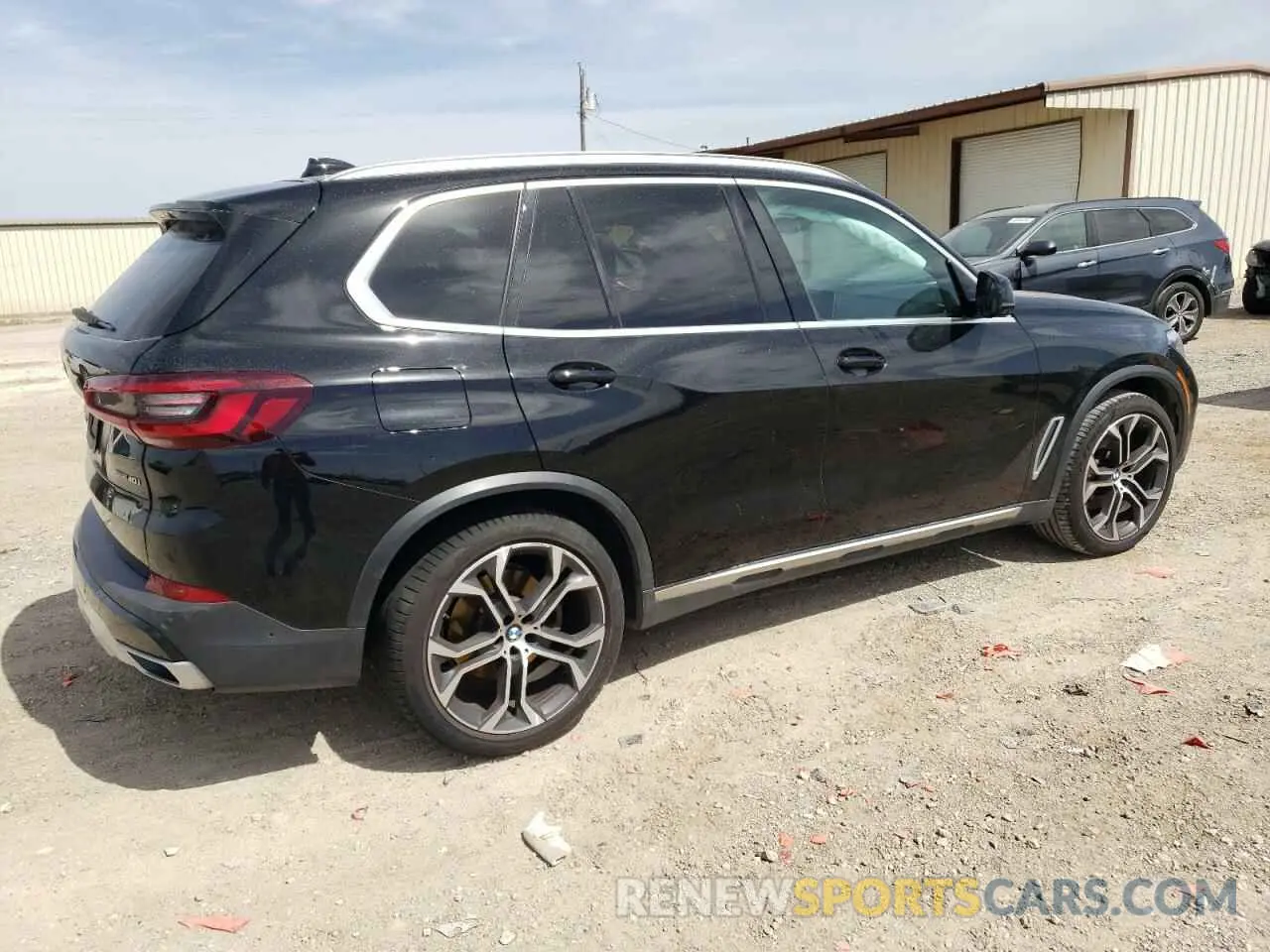 3 fotografías del automóvil dañado 5UXCR4C05M9G60740 BMW X5 2021