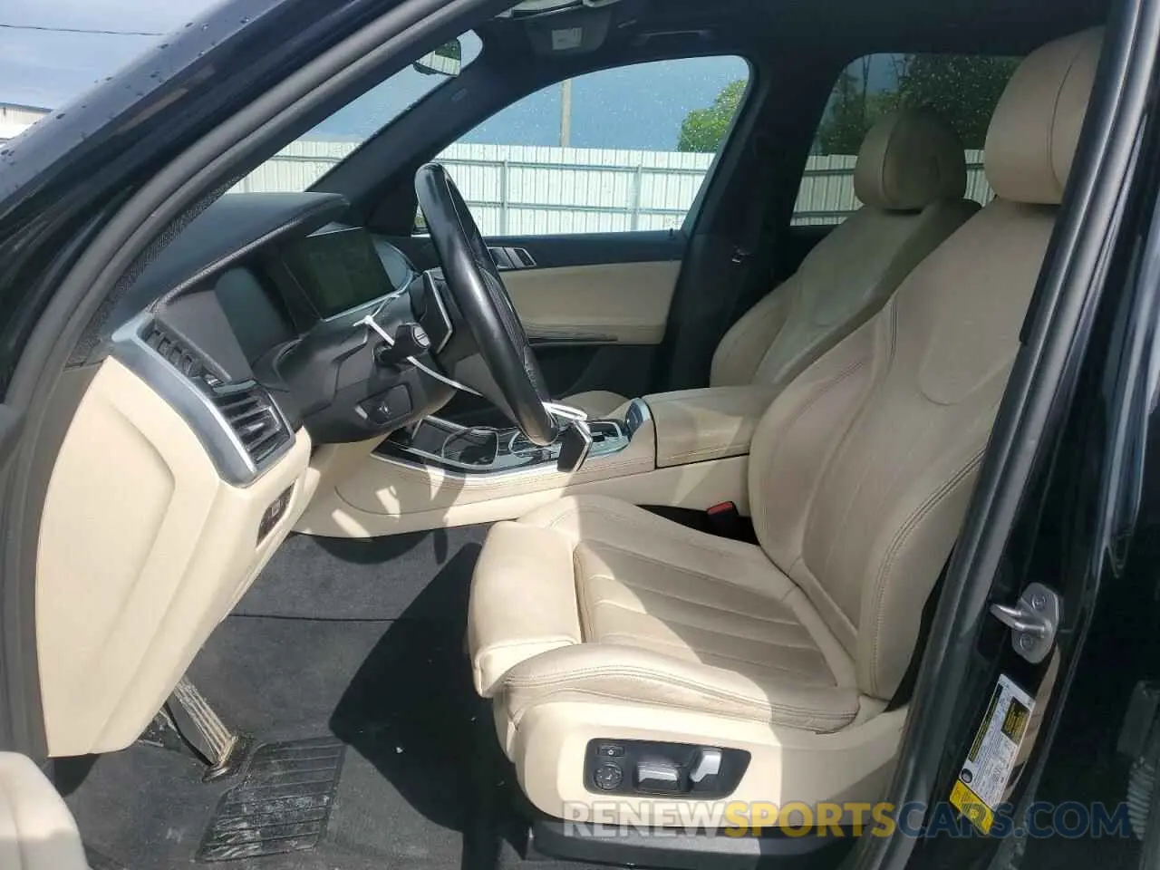 7 fotografías del automóvil dañado 5UXCR4C06M9H52522 BMW X5 2021