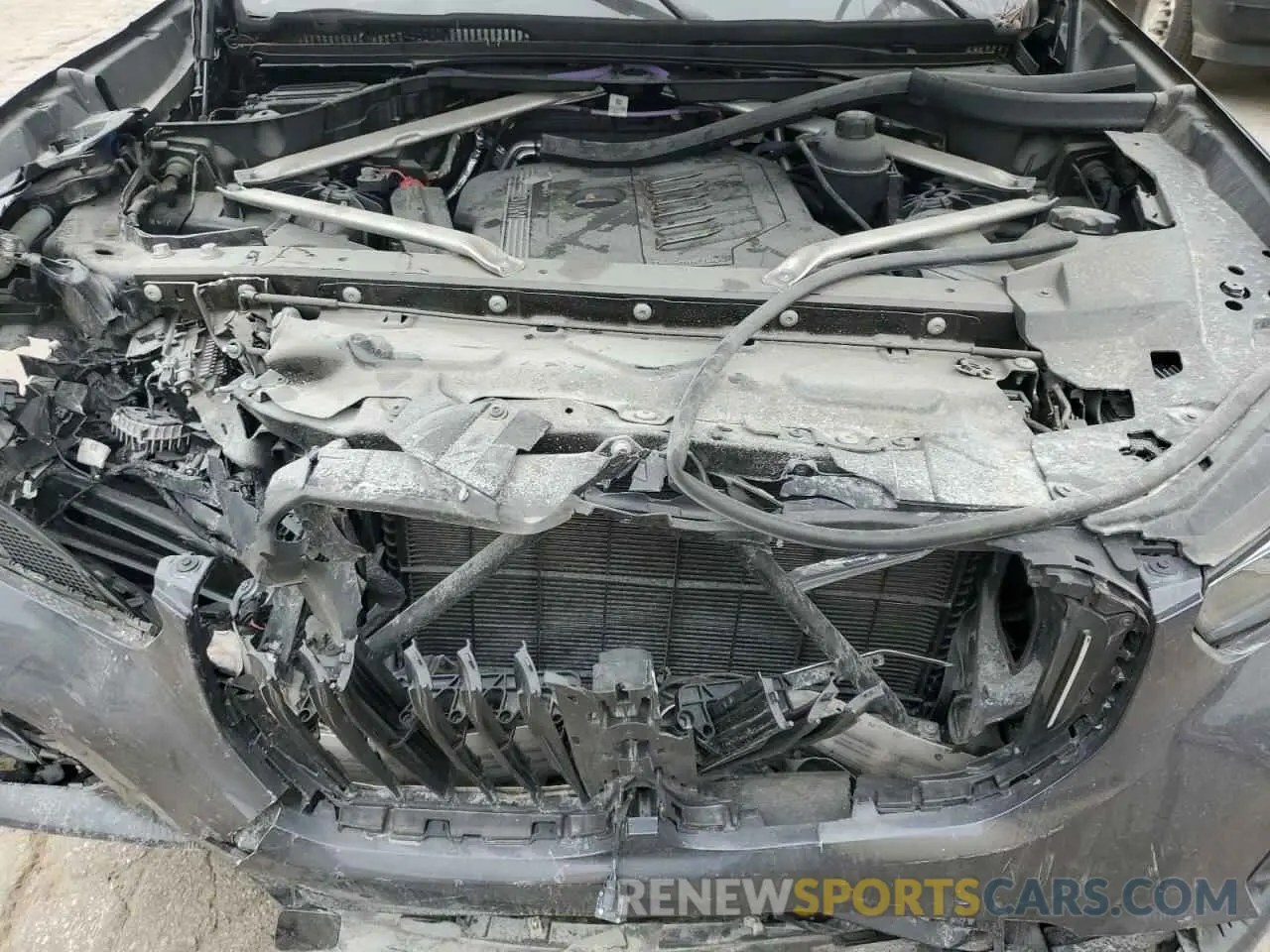11 fotografías del automóvil dañado 5UXCR4C07M9E64900 BMW X5 2021