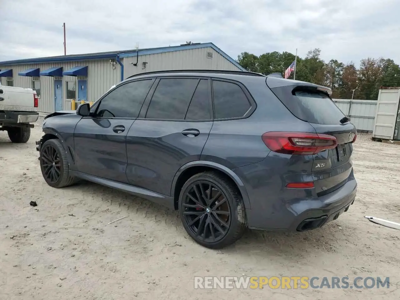 2 fotografías del automóvil dañado 5UXCR4C08M9F17085 BMW X5 2021
