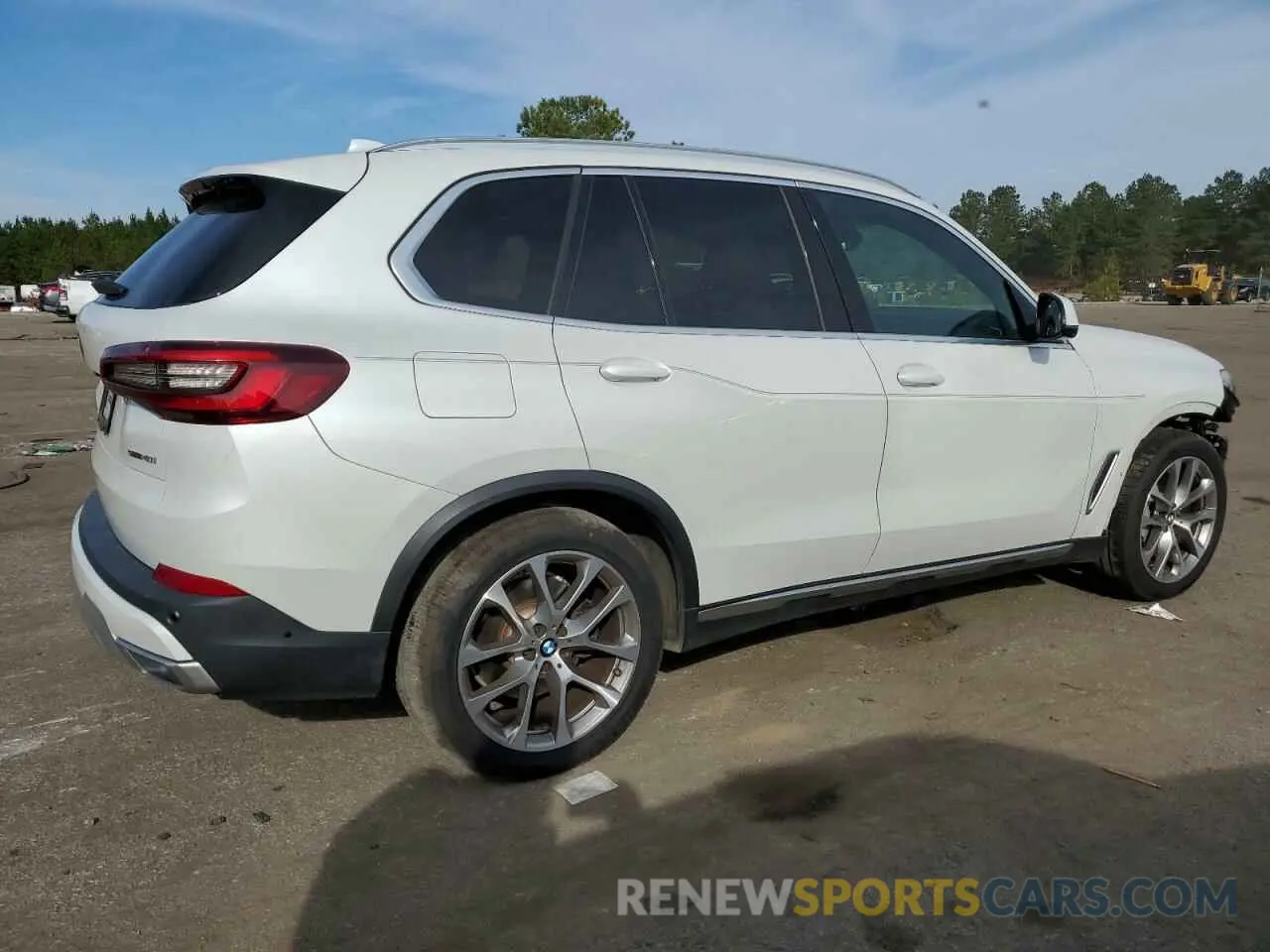 3 fotografías del automóvil dañado 5UXCR4C08M9H48035 BMW X5 2021