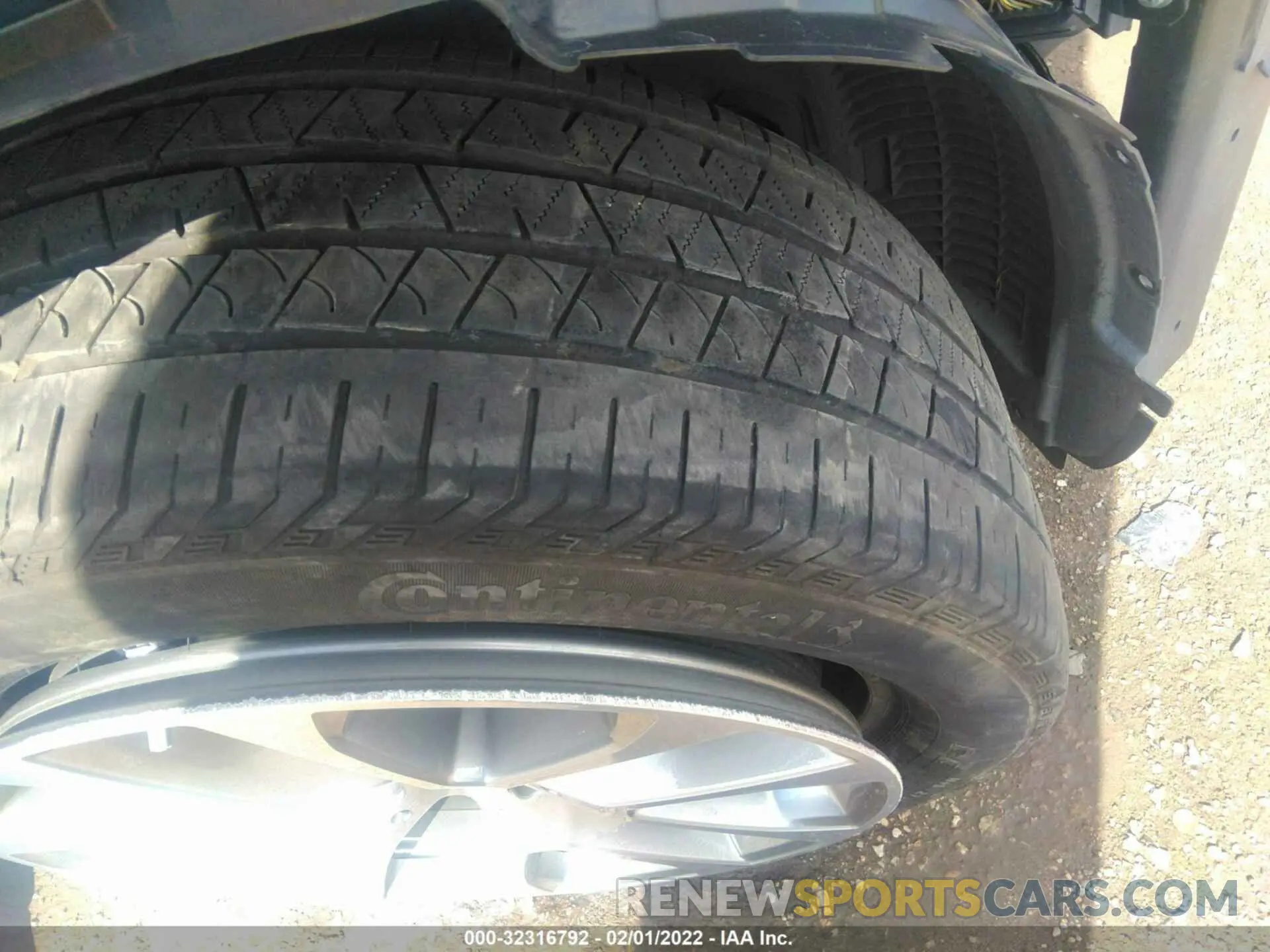 15 fotografías del automóvil dañado 5UXCR4C09M9F47003 BMW X5 2021