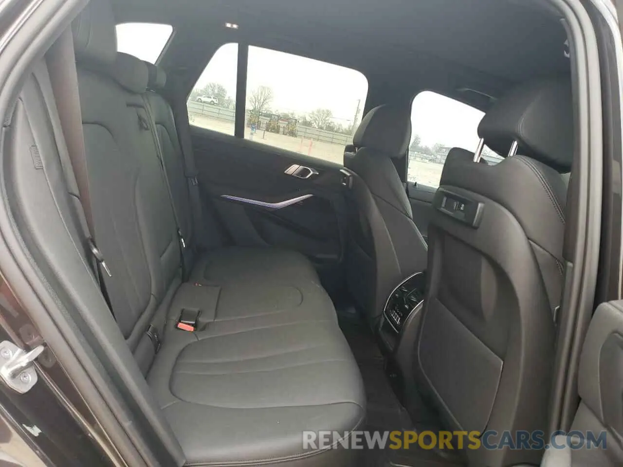 11 fotografías del automóvil dañado 5UXCR4C09M9F79014 BMW X5 2021