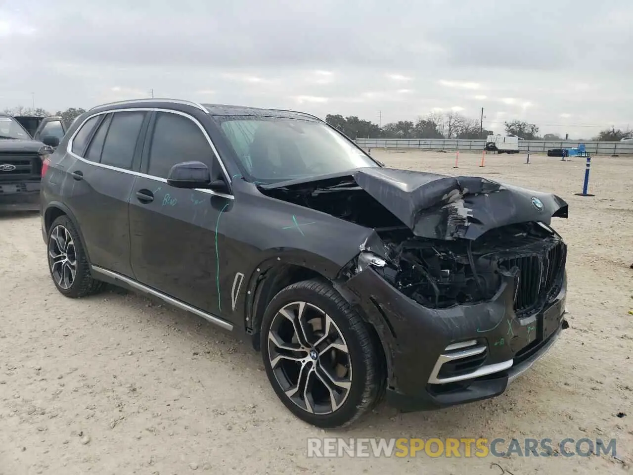 4 fotografías del automóvil dañado 5UXCR4C09M9F79014 BMW X5 2021
