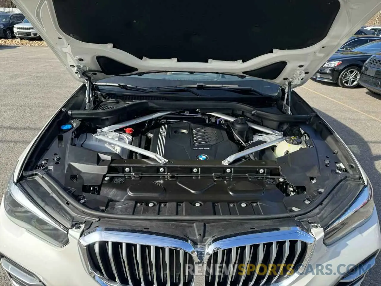 8 fotografías del automóvil dañado 5UXCR4C0XM9F15287 BMW X5 2021