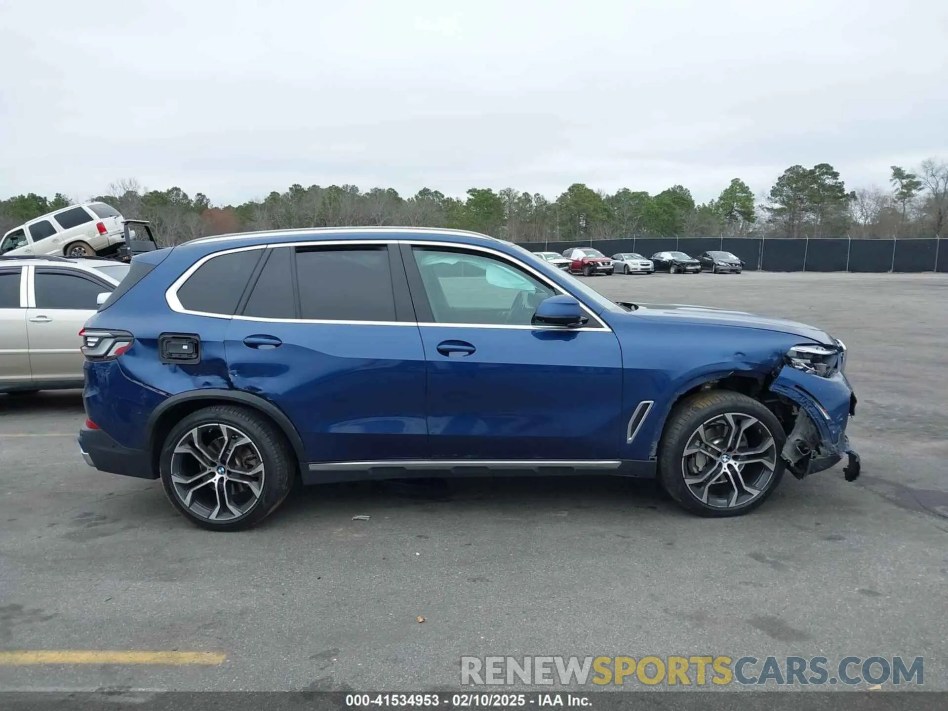 13 fotografías del automóvil dañado 5UXCR4C0XM9G16295 BMW X5 2021