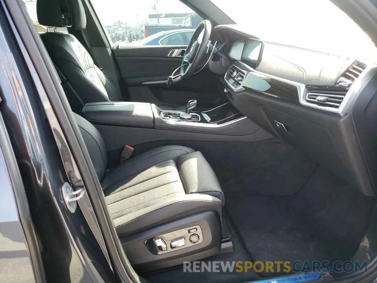 5 fotografías del automóvil dañado 5UXCR4C0XM9H27655 BMW X5 2021