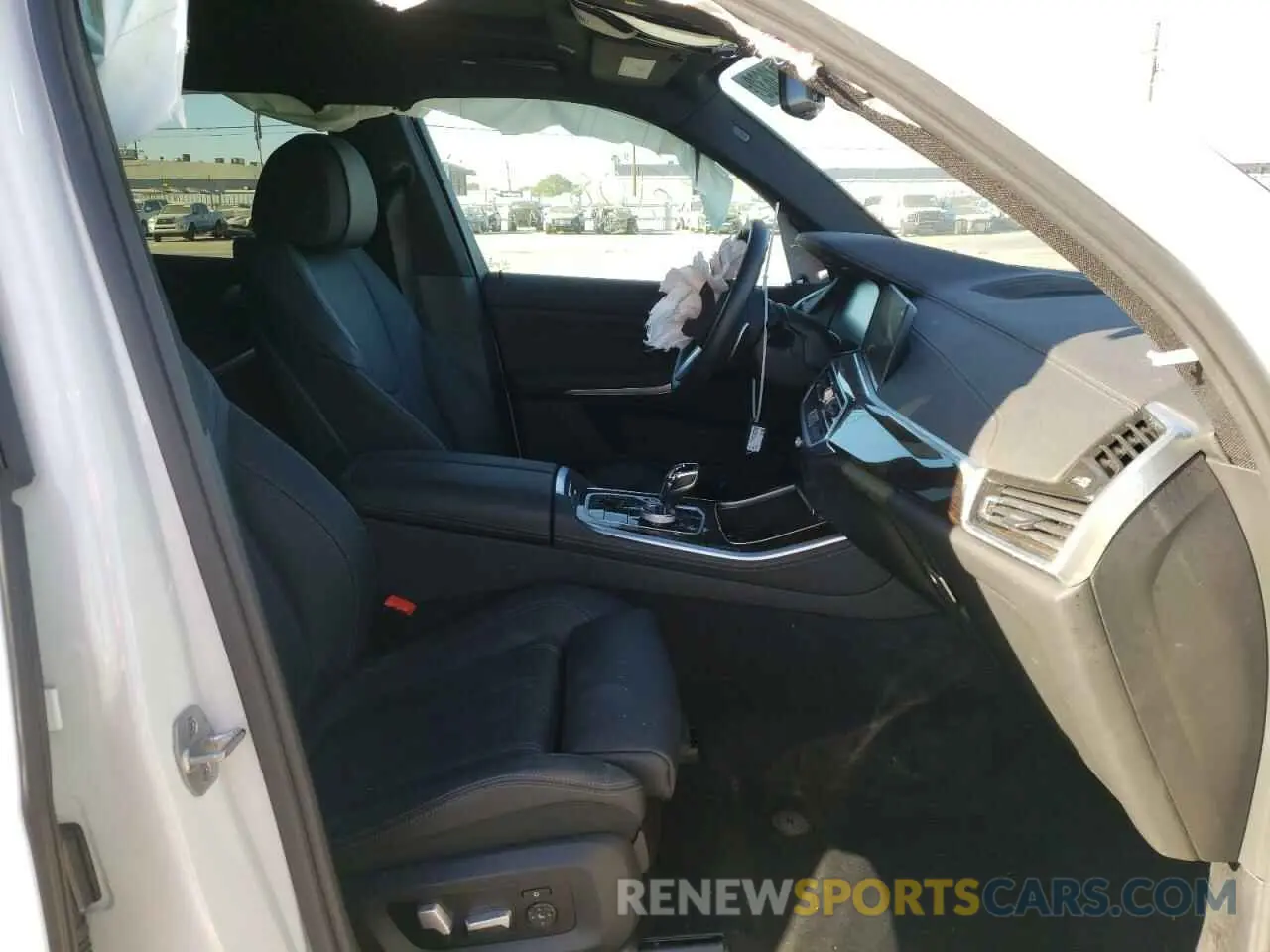 5 fotografías del automóvil dañado 5UXCR4C0XM9H71932 BMW X5 2021