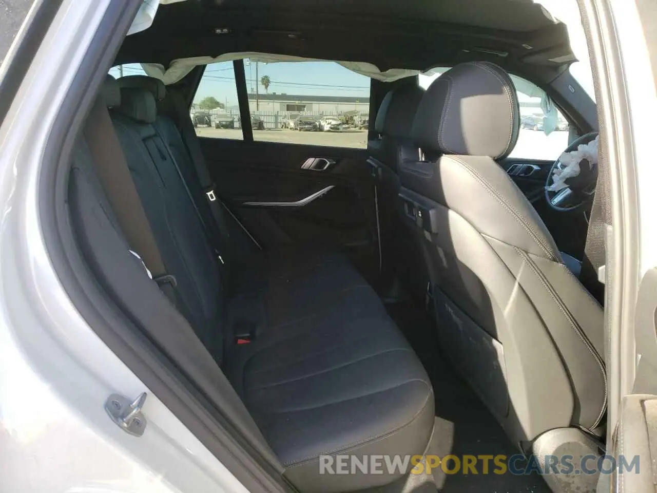 6 fotografías del automóvil dañado 5UXCR4C0XM9H71932 BMW X5 2021