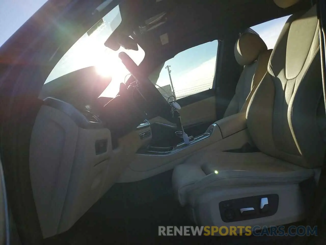 7 fotografías del automóvil dañado 5UXCR6C00M9E49148 BMW X5 2021