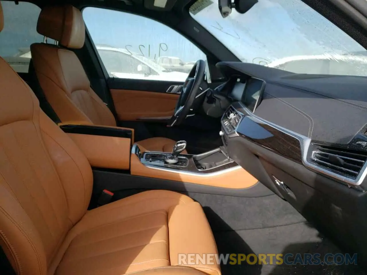 5 fotografías del automóvil dañado 5UXCR6C00M9F41019 BMW X5 2021