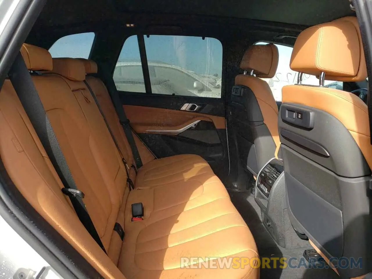 6 fotografías del automóvil dañado 5UXCR6C00M9F41019 BMW X5 2021