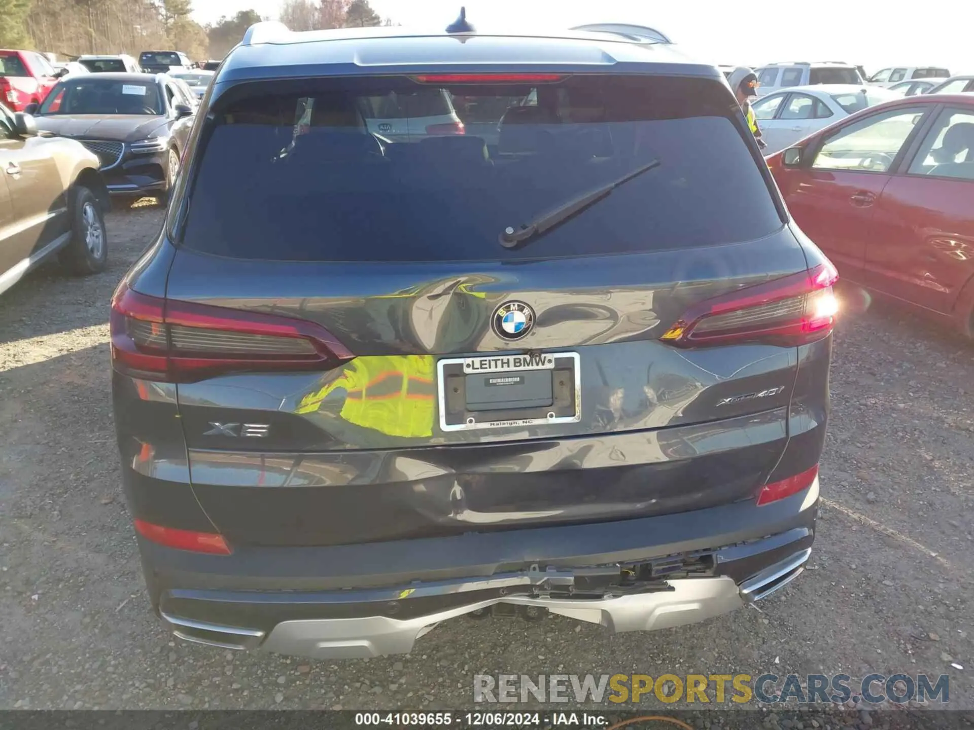 16 fotografías del automóvil dañado 5UXCR6C01M9F42180 BMW X5 2021