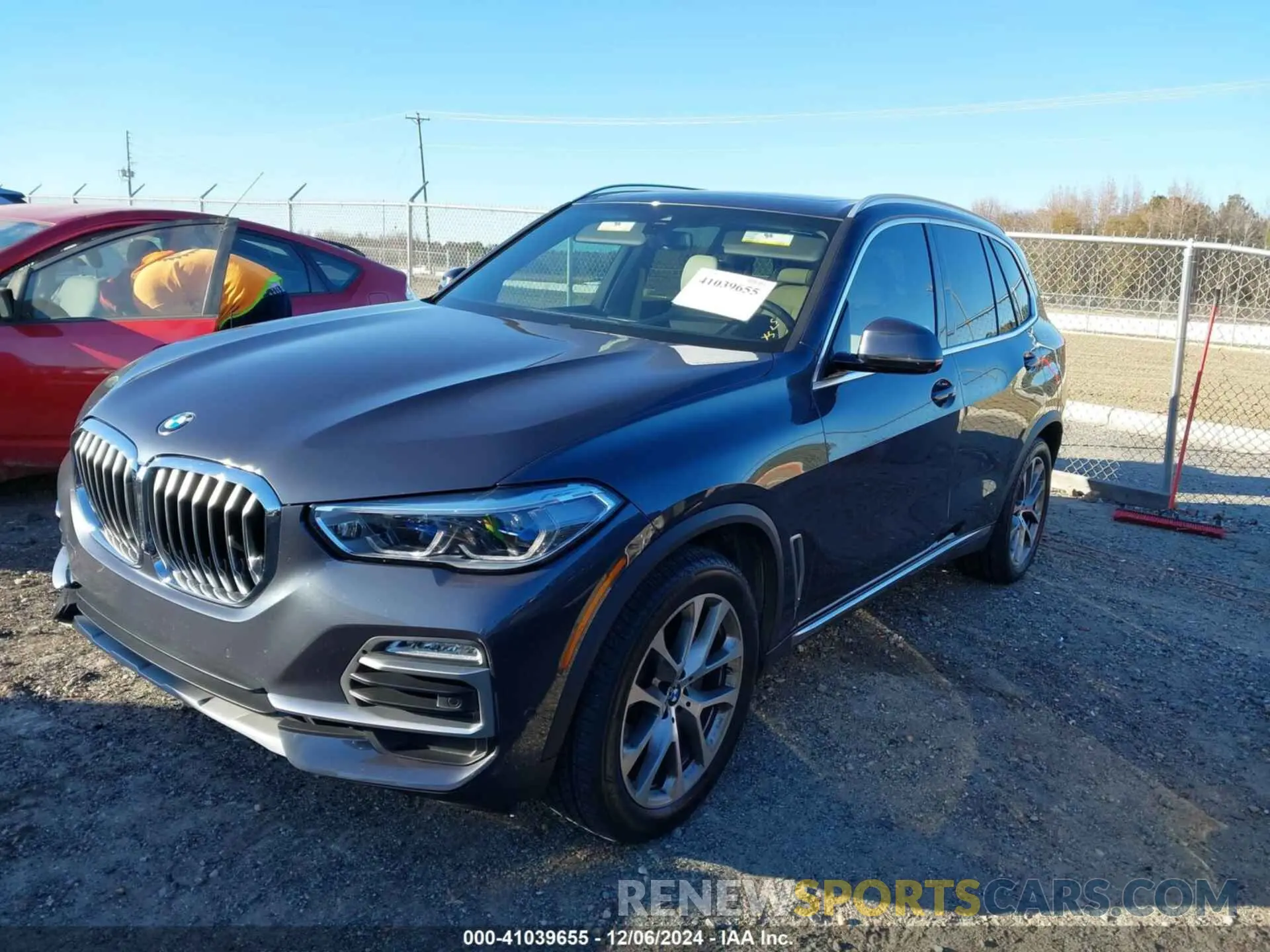 2 fotografías del automóvil dañado 5UXCR6C01M9F42180 BMW X5 2021