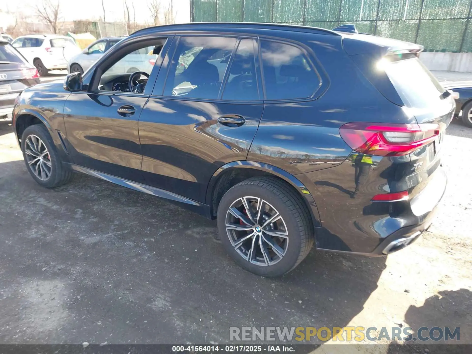 3 fotografías del automóvil dañado 5UXCR6C01M9F47234 BMW X5 2021