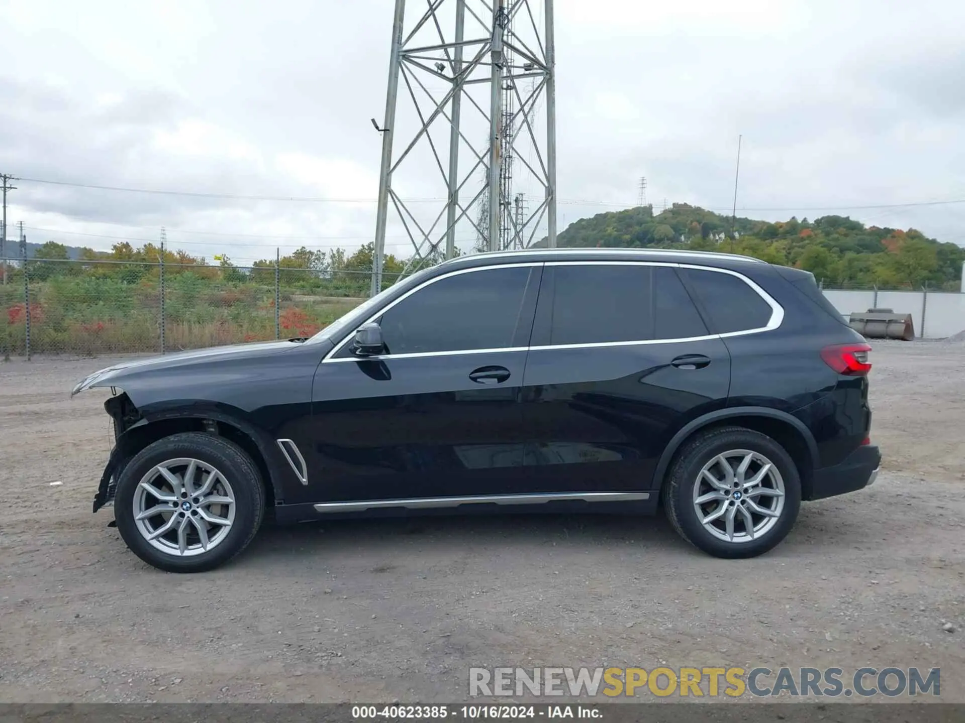 14 fotografías del automóvil dañado 5UXCR6C01M9F54992 BMW X5 2021